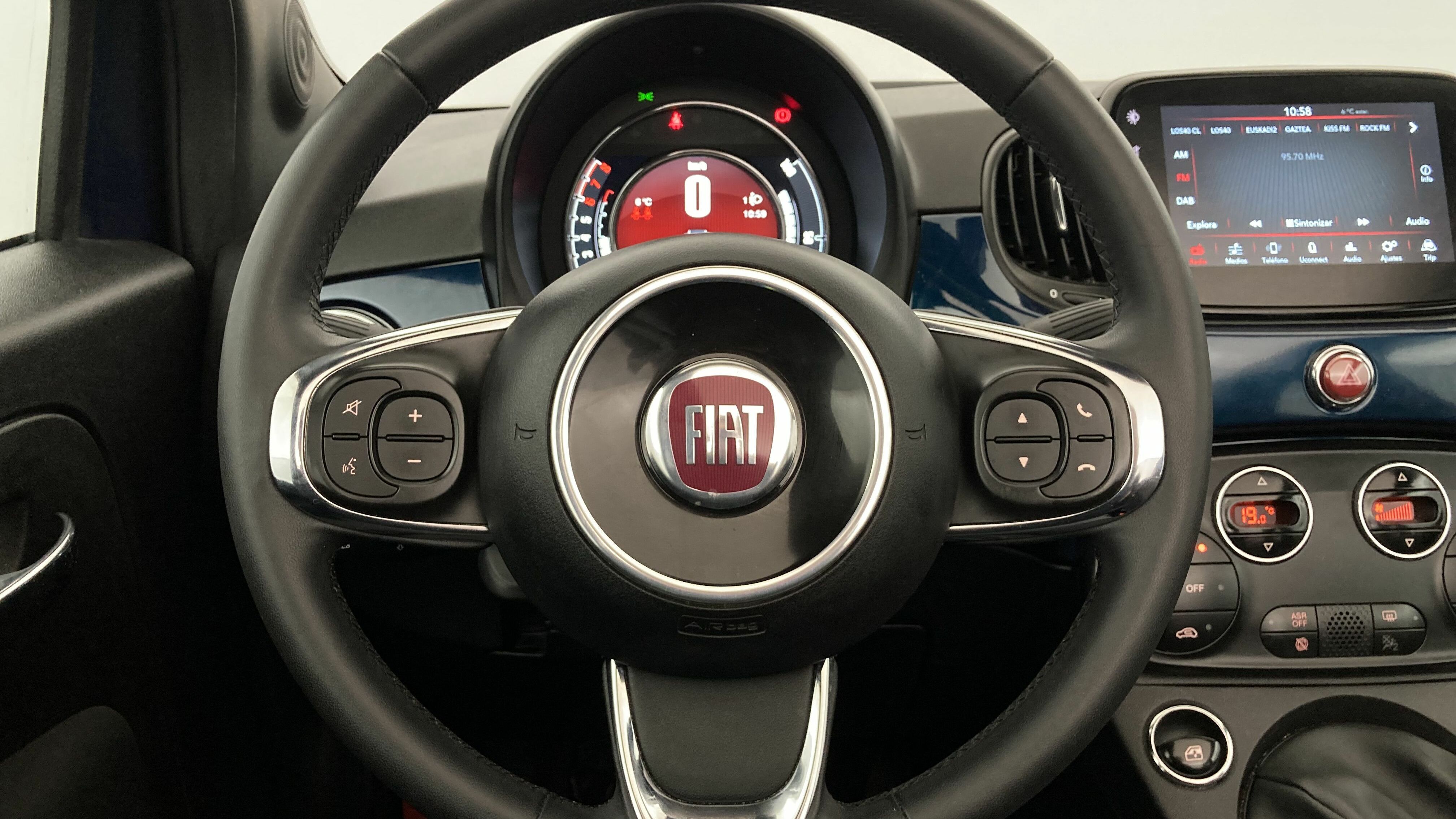 fiat 500c dolcevita 1.0 HYBRID 70 MHEV 2024 blu 17