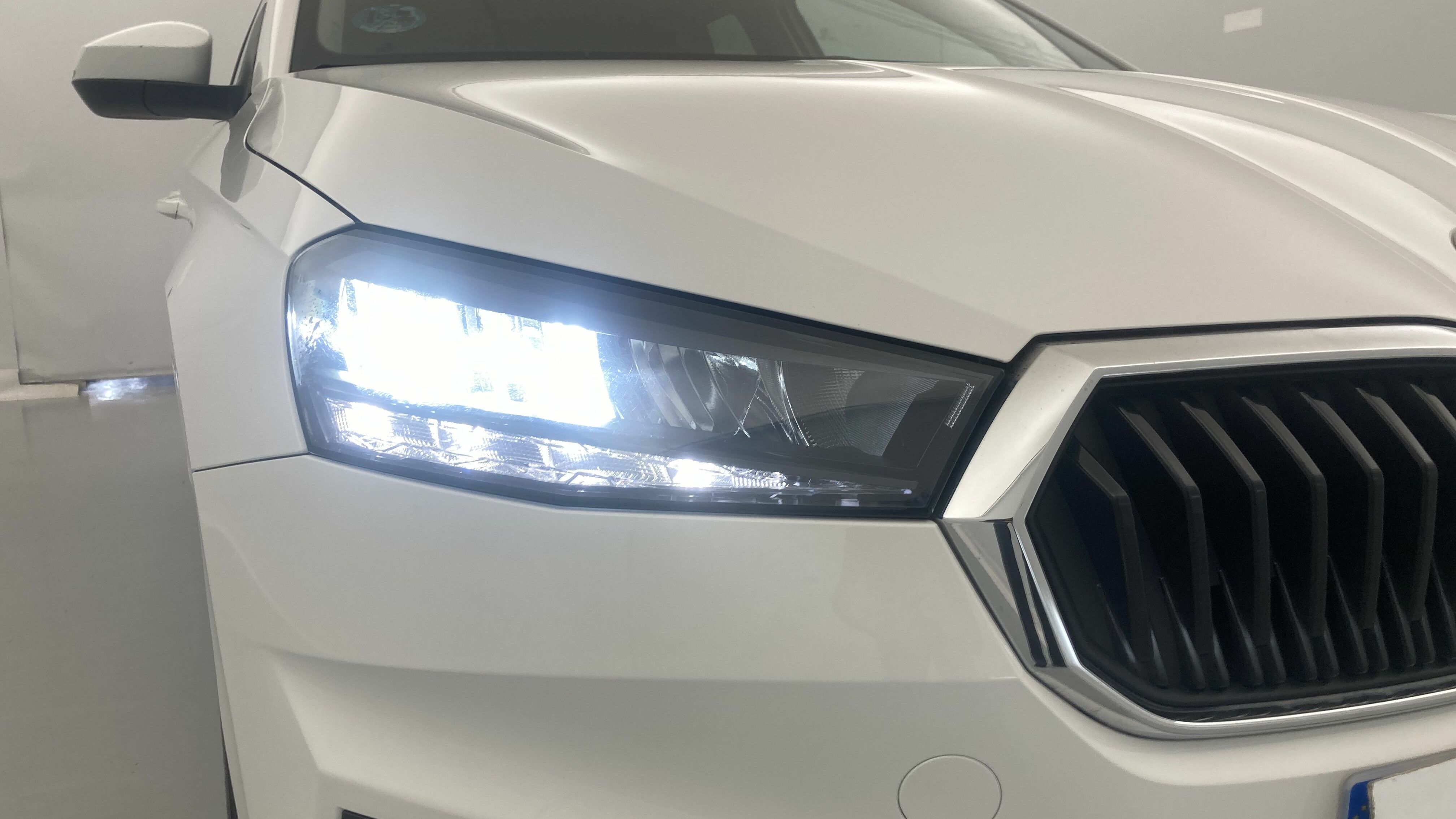 skoda fabia selection 1.0 MPI 80 2024 blanco candy 28