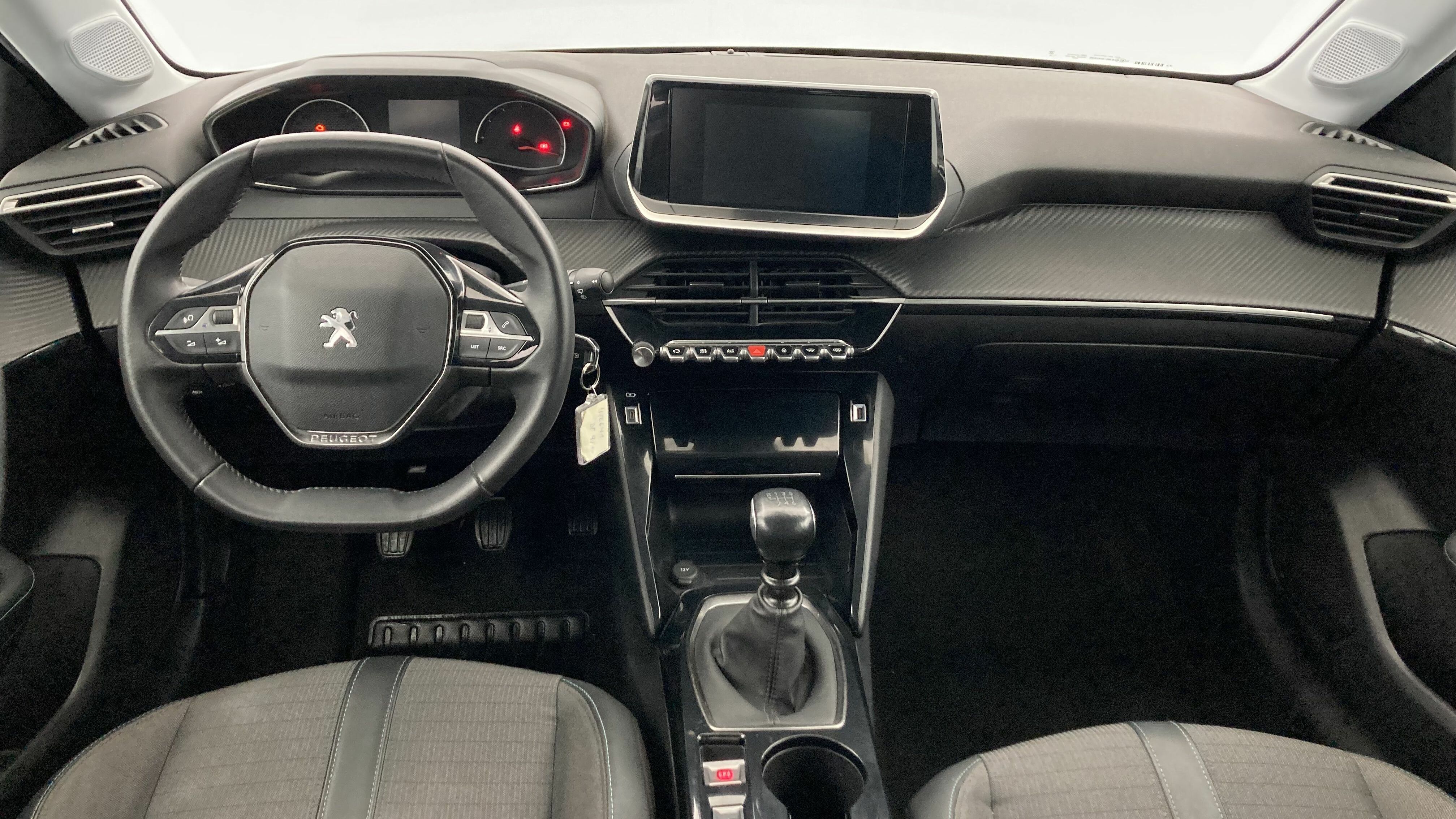 peugeot 208 allure 1.2 PURETECH 100 2024 blanco banquise 12