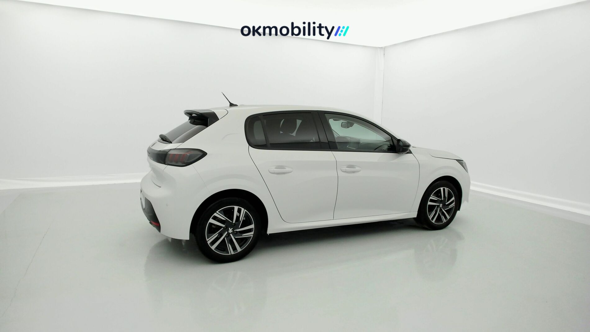 peugeot 208 allure 1.2 PURETECH 100 2024 blanco banquise 9