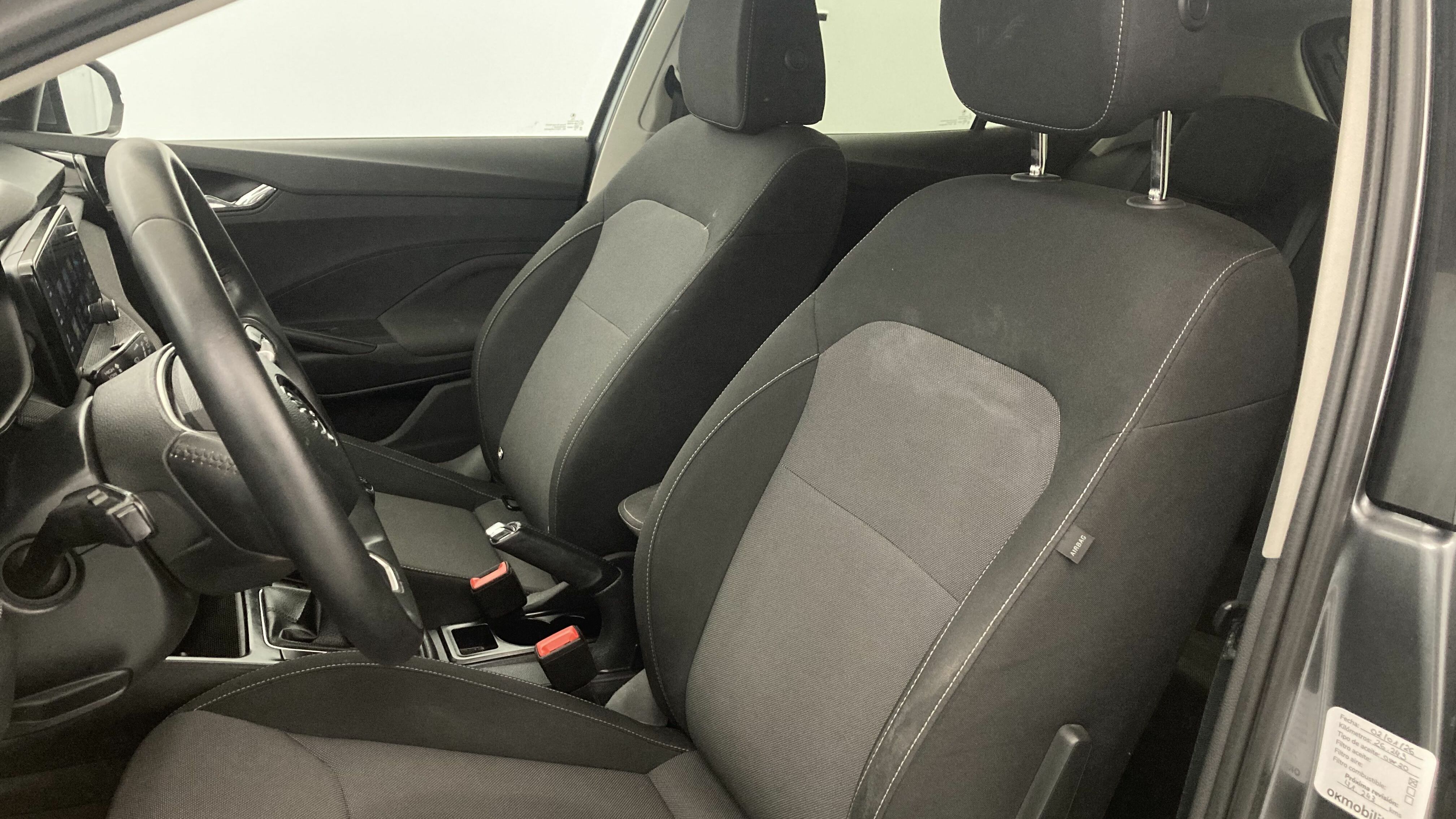 skoda fabia selection 1.0 MPI 80 2024 gris graphite 13