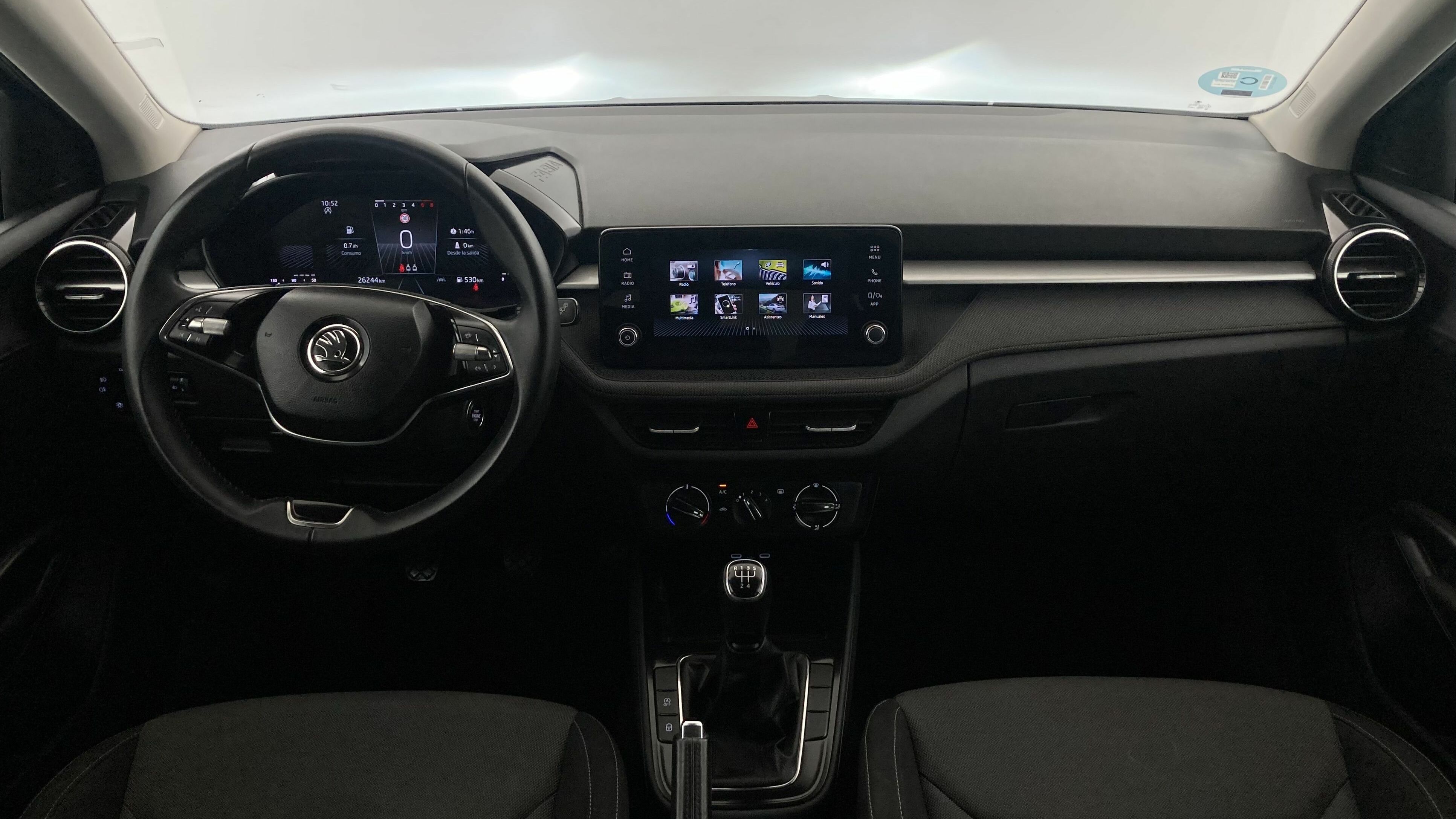 skoda fabia selection 1.0 MPI 80 2024 gris graphite 15