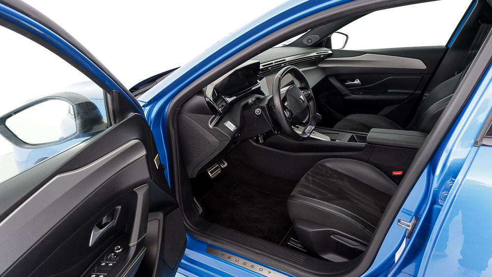 peugeot 308 gt 1.5 BLUEHDI 130 EAT 2021 azul vrtigo 13