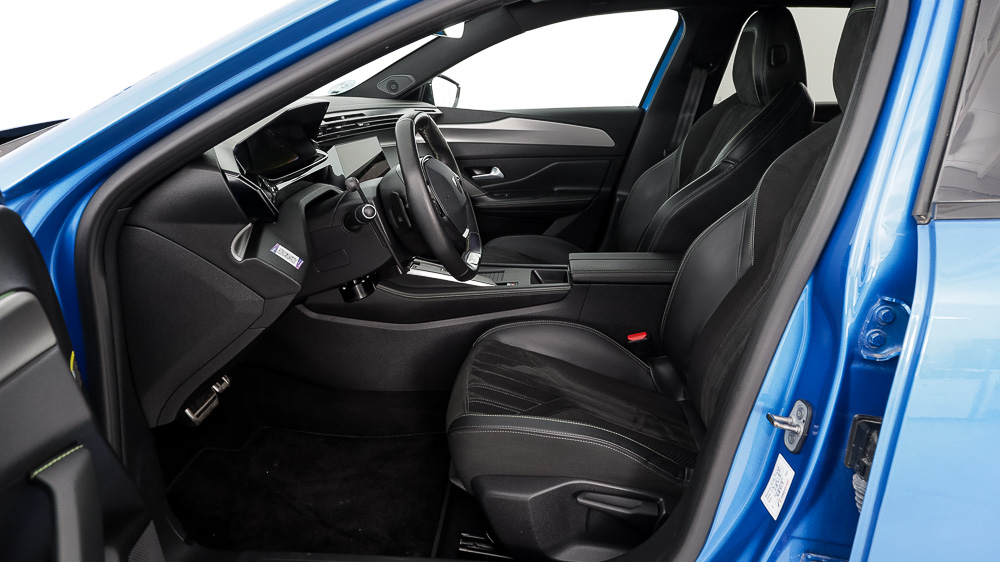 peugeot 308 gt 1.5 BLUEHDI 130 EAT 2021 azul vrtigo 19