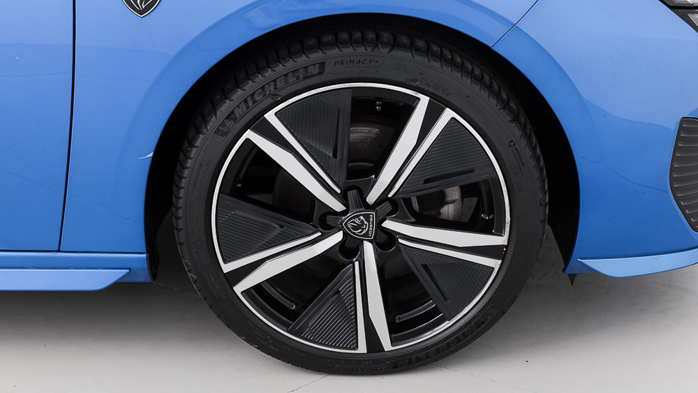 peugeot 308 gt 1.5 BLUEHDI 130 EAT 2021 azul vrtigo 28