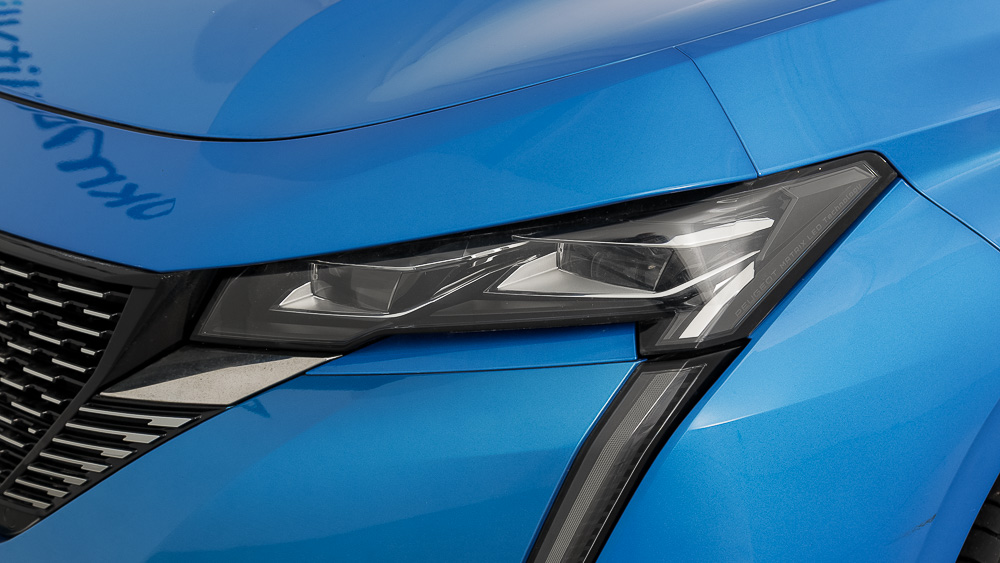 peugeot 308 gt 1.5 BLUEHDI 130 EAT 2021 azul vrtigo 30