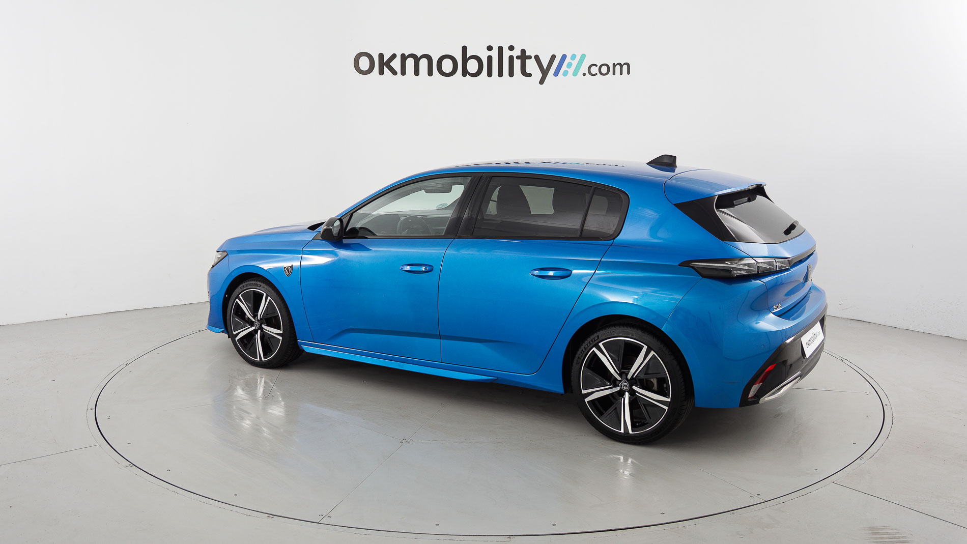 peugeot 308 gt 1.5 BLUEHDI 130 EAT 2021 azul vrtigo 8