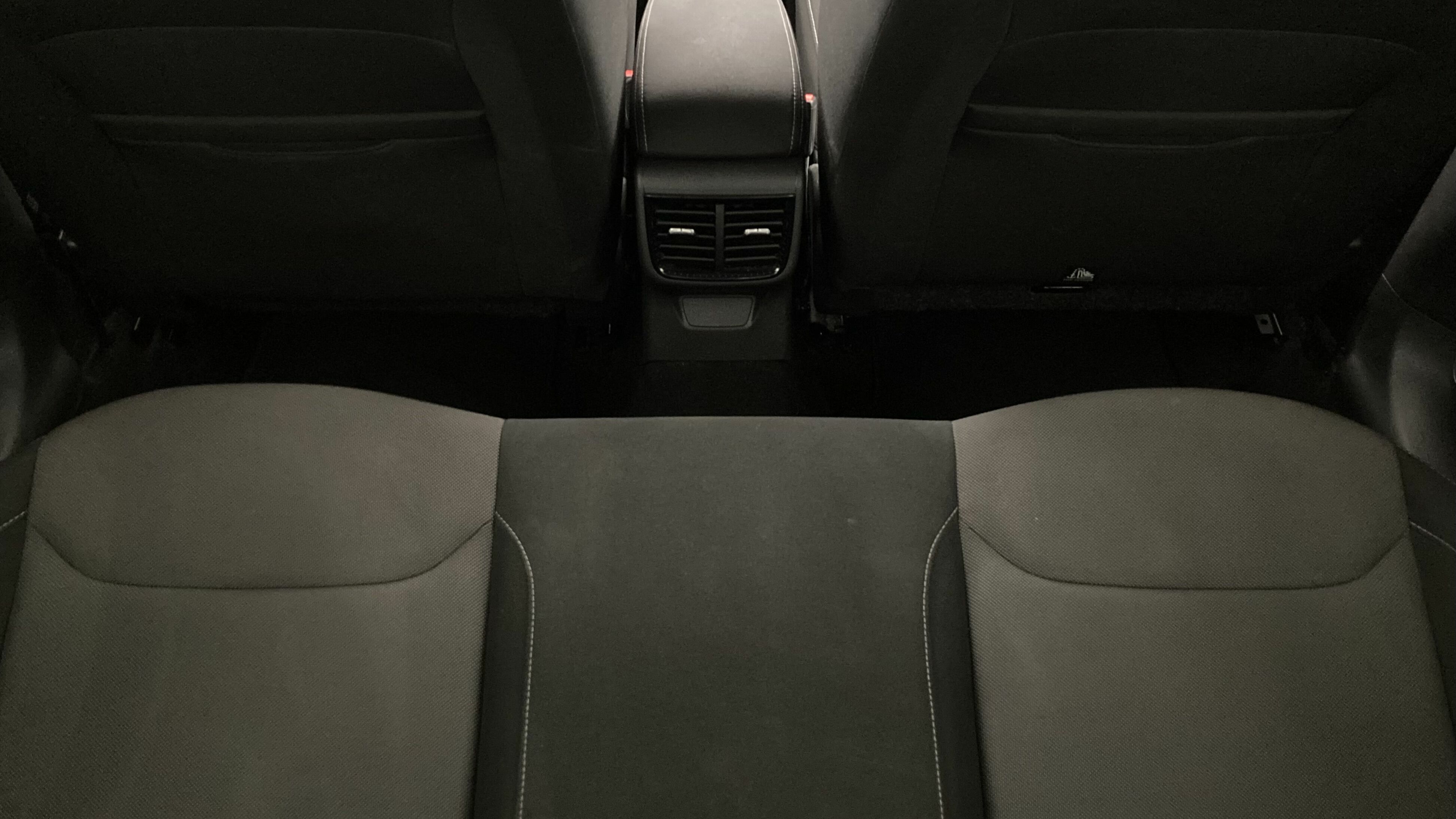 skoda fabia selection 1.0 MPI 80 2024 gris graphite 21