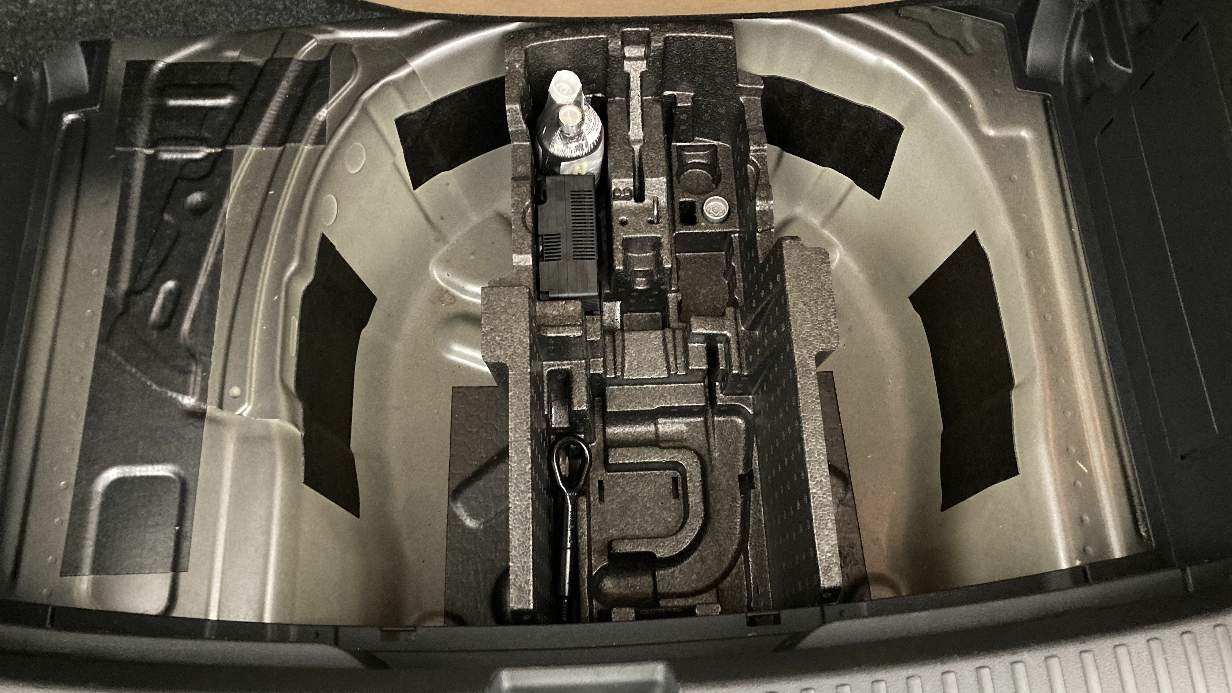 skoda fabia selection 1.0 MPI 80 2024 gris graphite 22