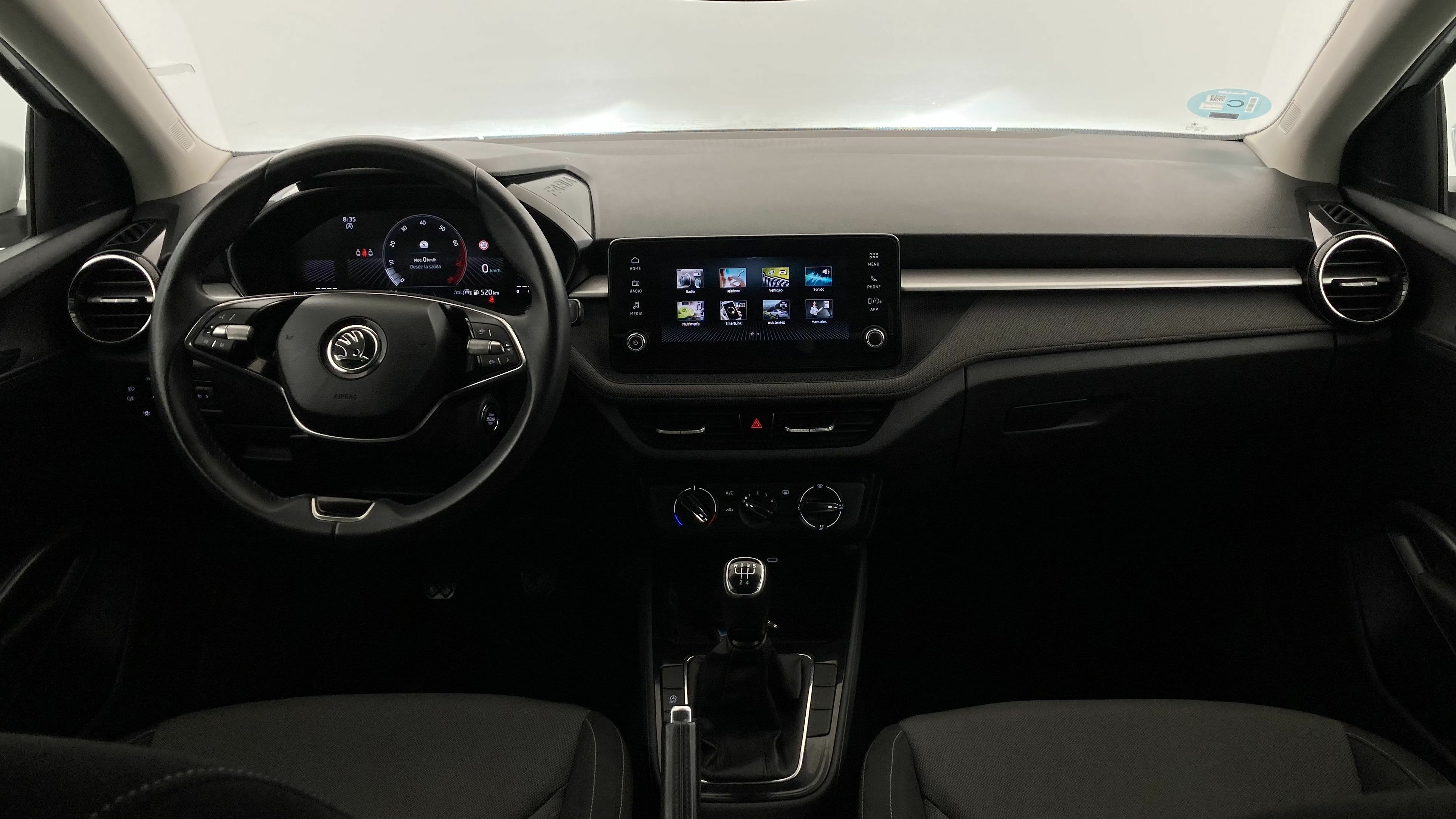 skoda fabia selection 1.0 MPI 80 2024 blanco glaciar 15