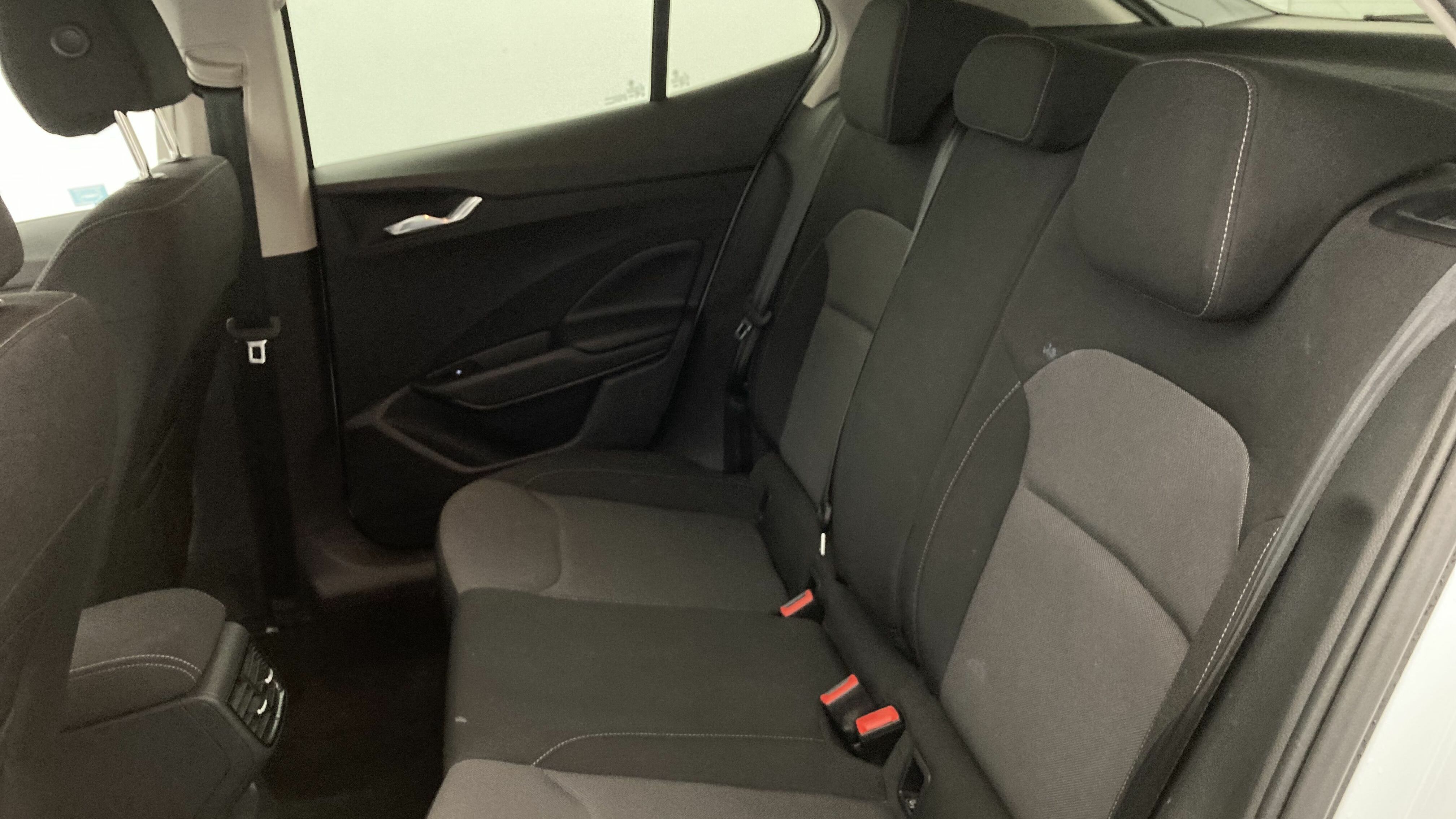 skoda fabia selection 1.0 MPI 80 2024 blanco glaciar 20