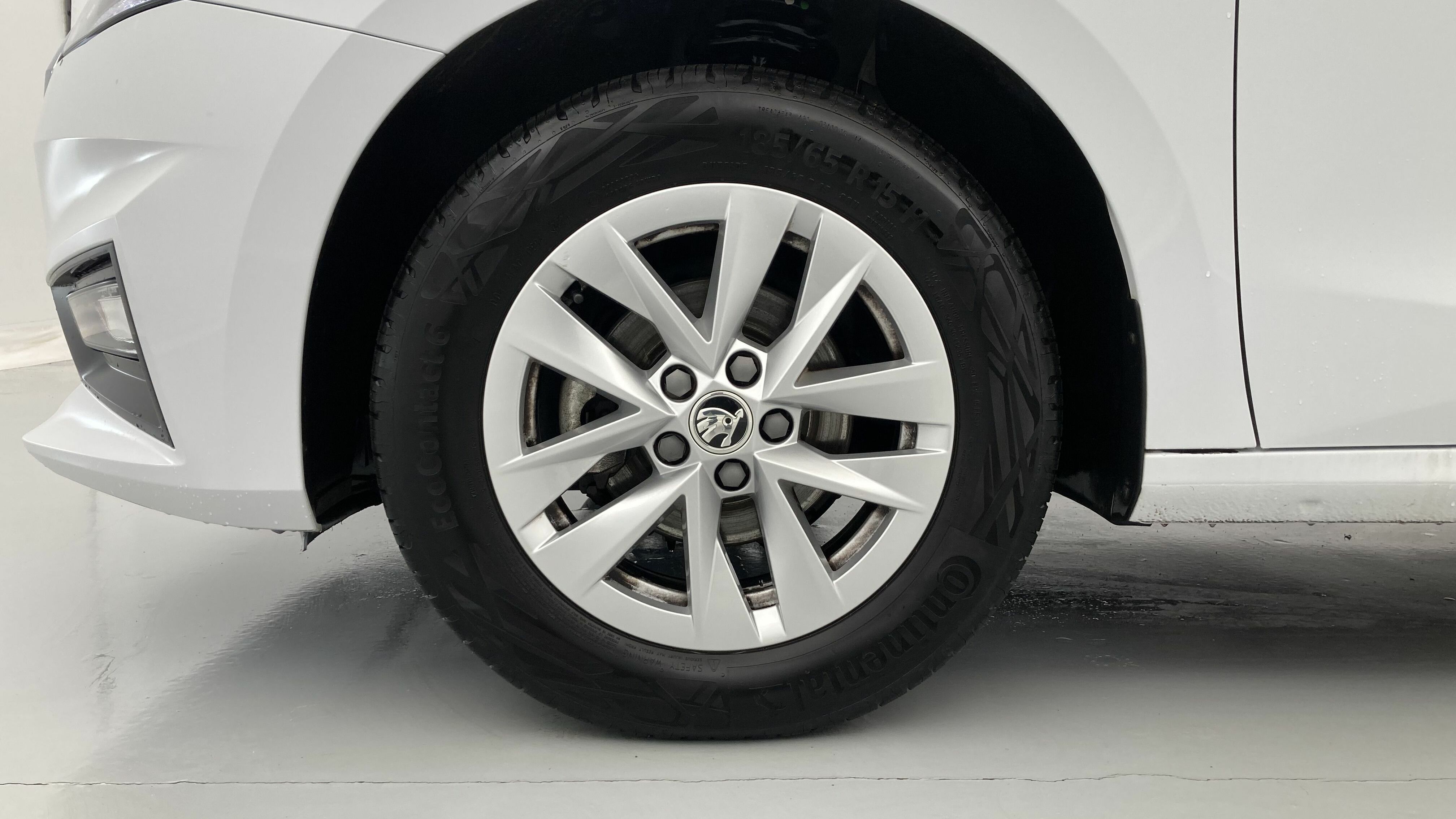 skoda fabia selection 1.0 MPI 80 2024 blanco glaciar 27