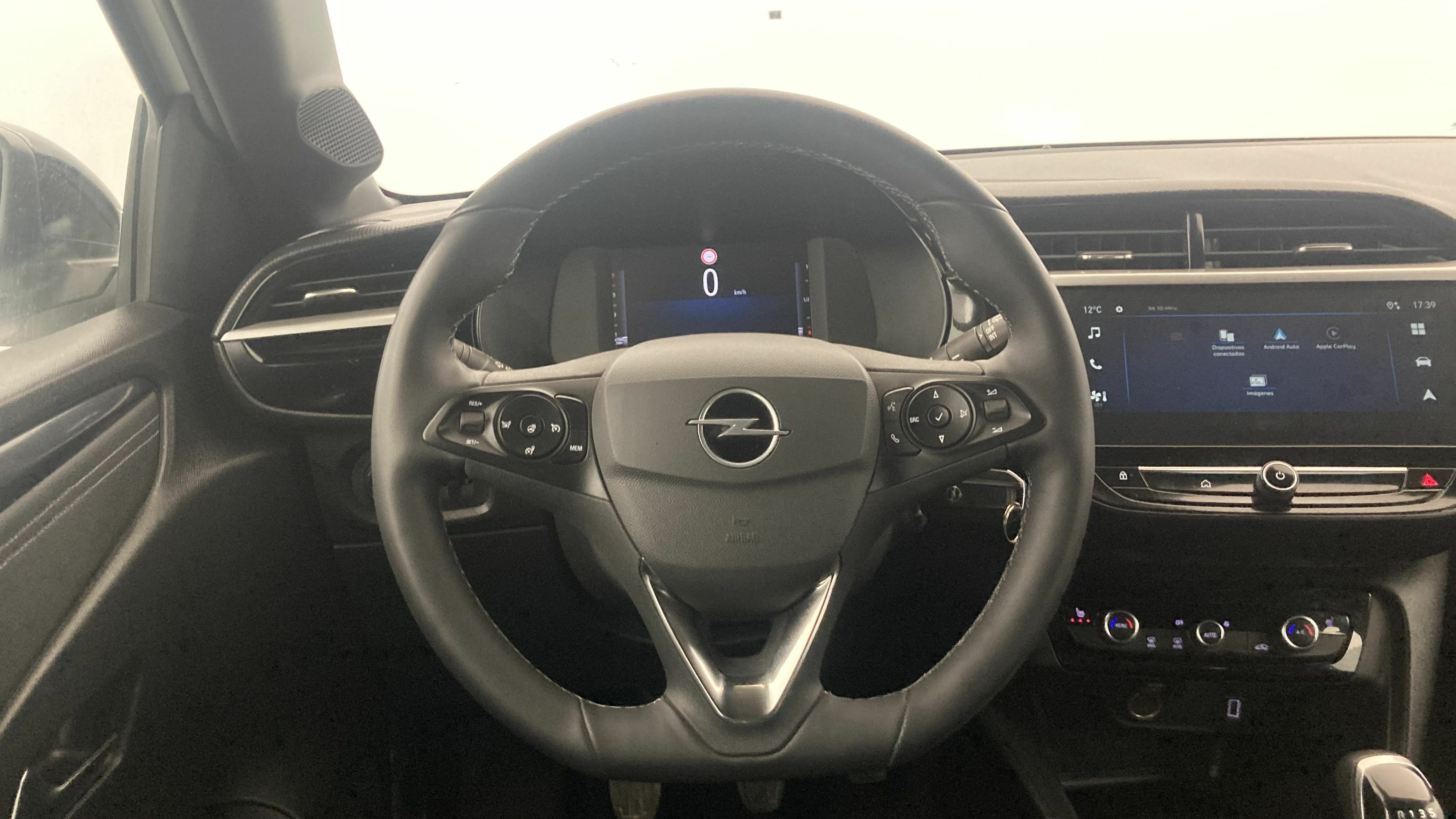 opel corsa gs 1.2T 100 2024 arktis white 16