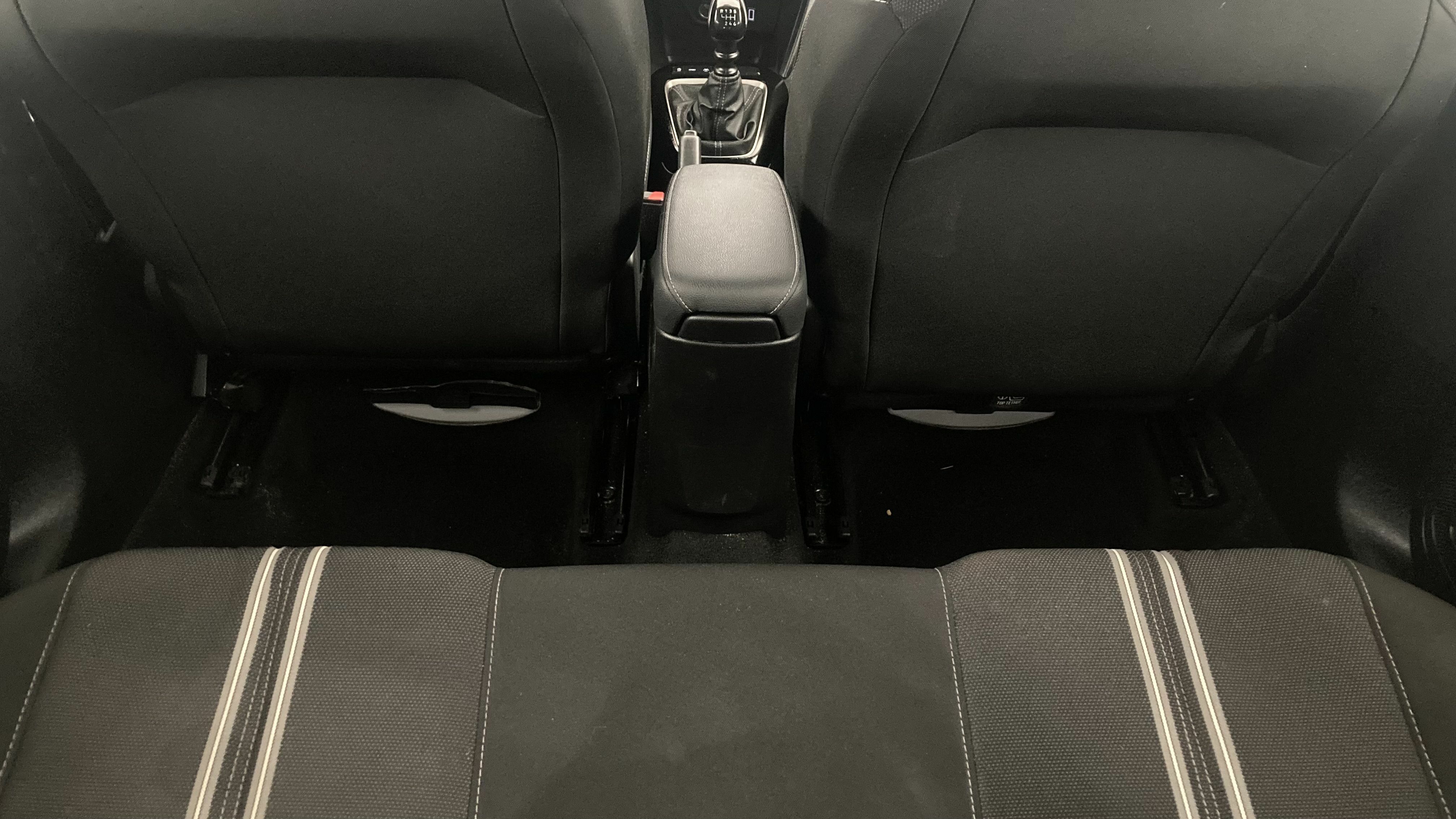 opel corsa gs 1.2T 100 2024 arktis white 21