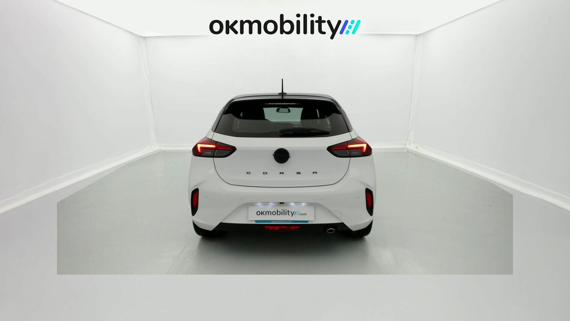 opel corsa gs 1.2T 100 2024 arktis white 9