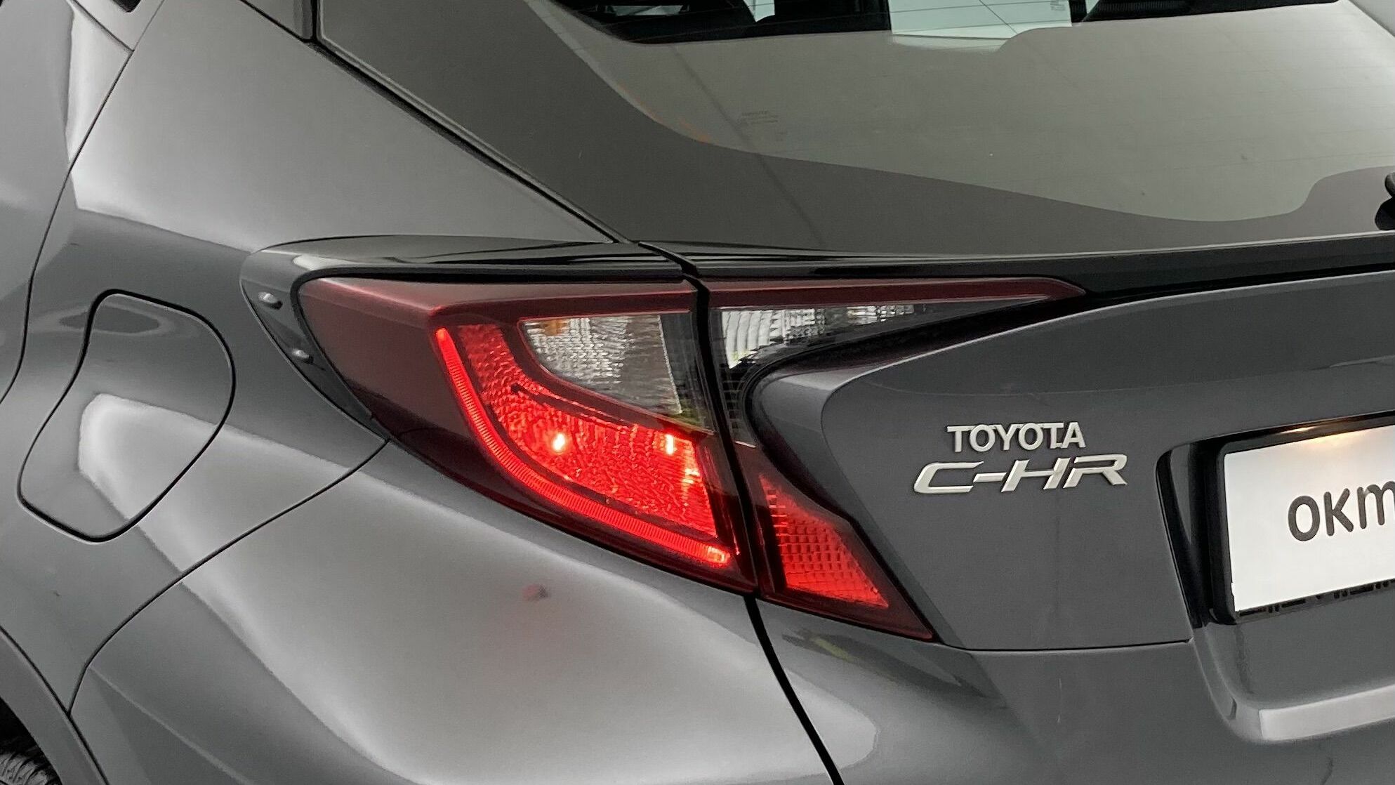 toyota c-hr business edition 1.8 E-CVT 125H 2023 shimmering silver 30