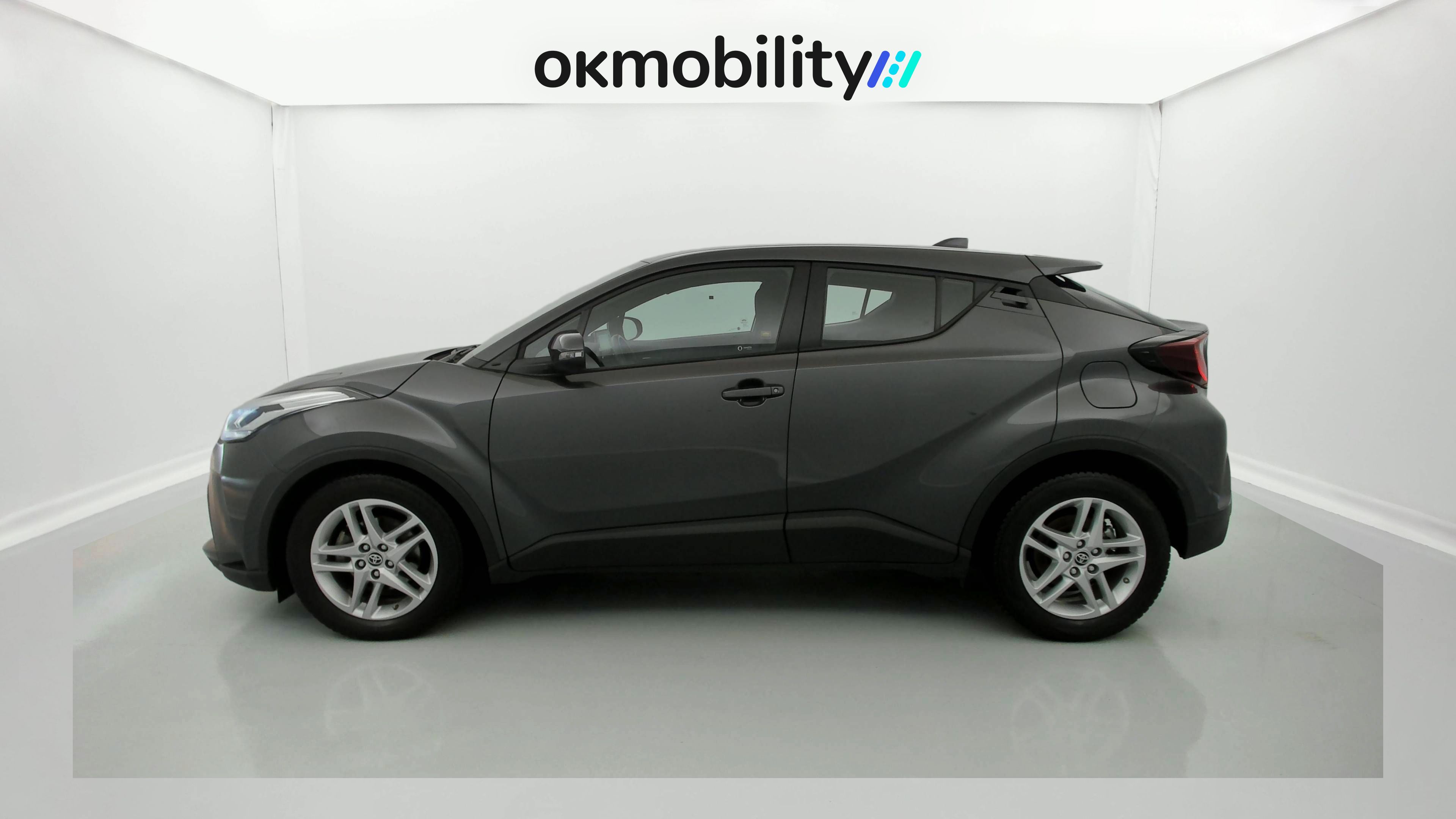 toyota c-hr business edition 1.8 E-CVT 125H 2023 shimmering silver 8