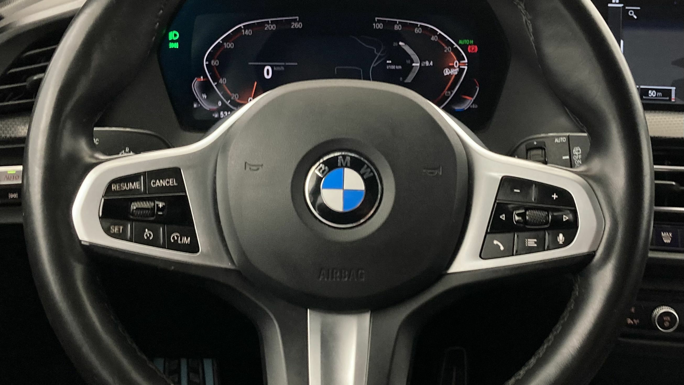 bmw serie 1 m sport colorvision 118I 136 STEPTRONIC 2024 alpinweiss 17