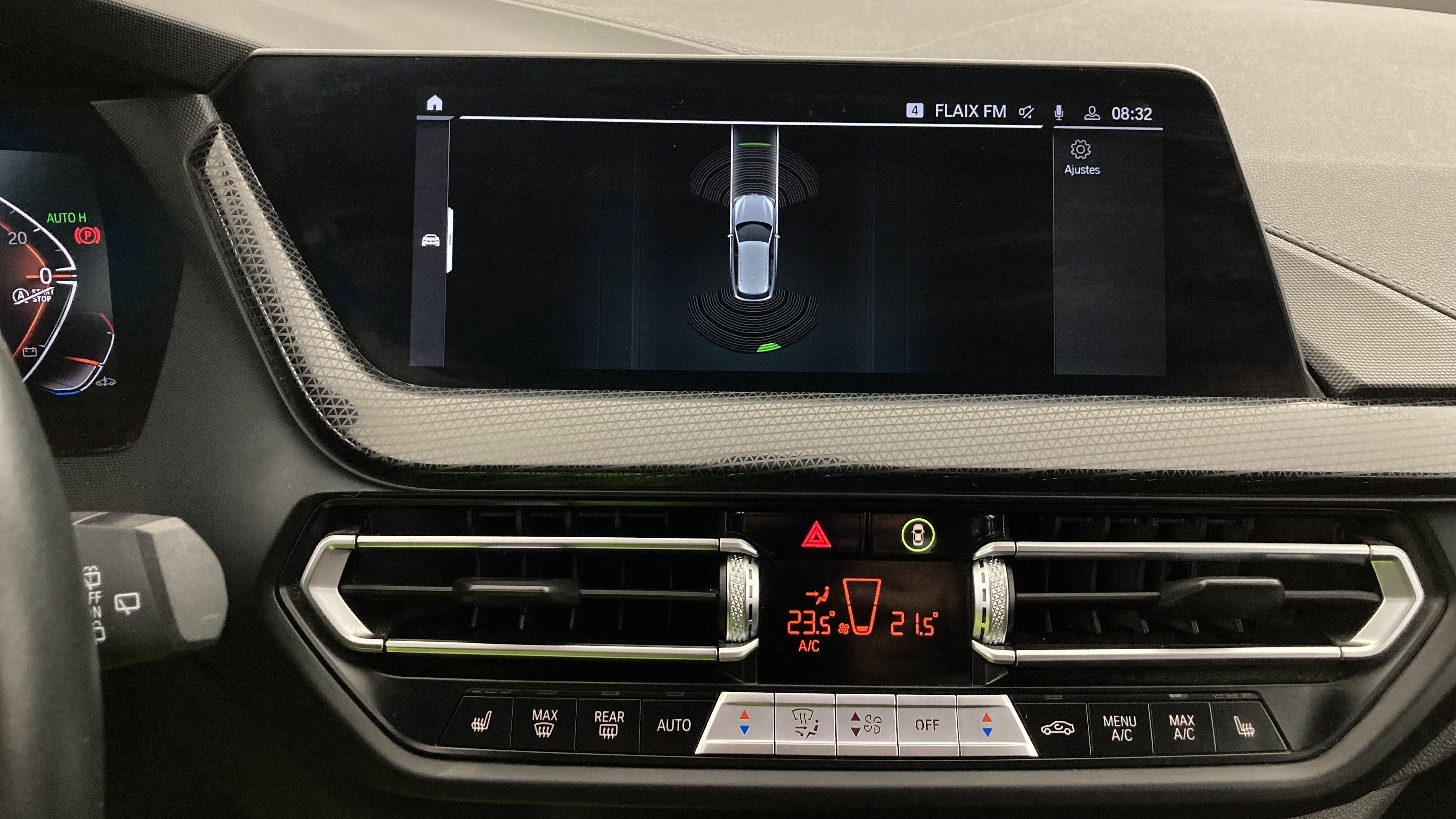 bmw serie 1 m sport colorvision 118I 136 STEPTRONIC 2024 alpinweiss 19