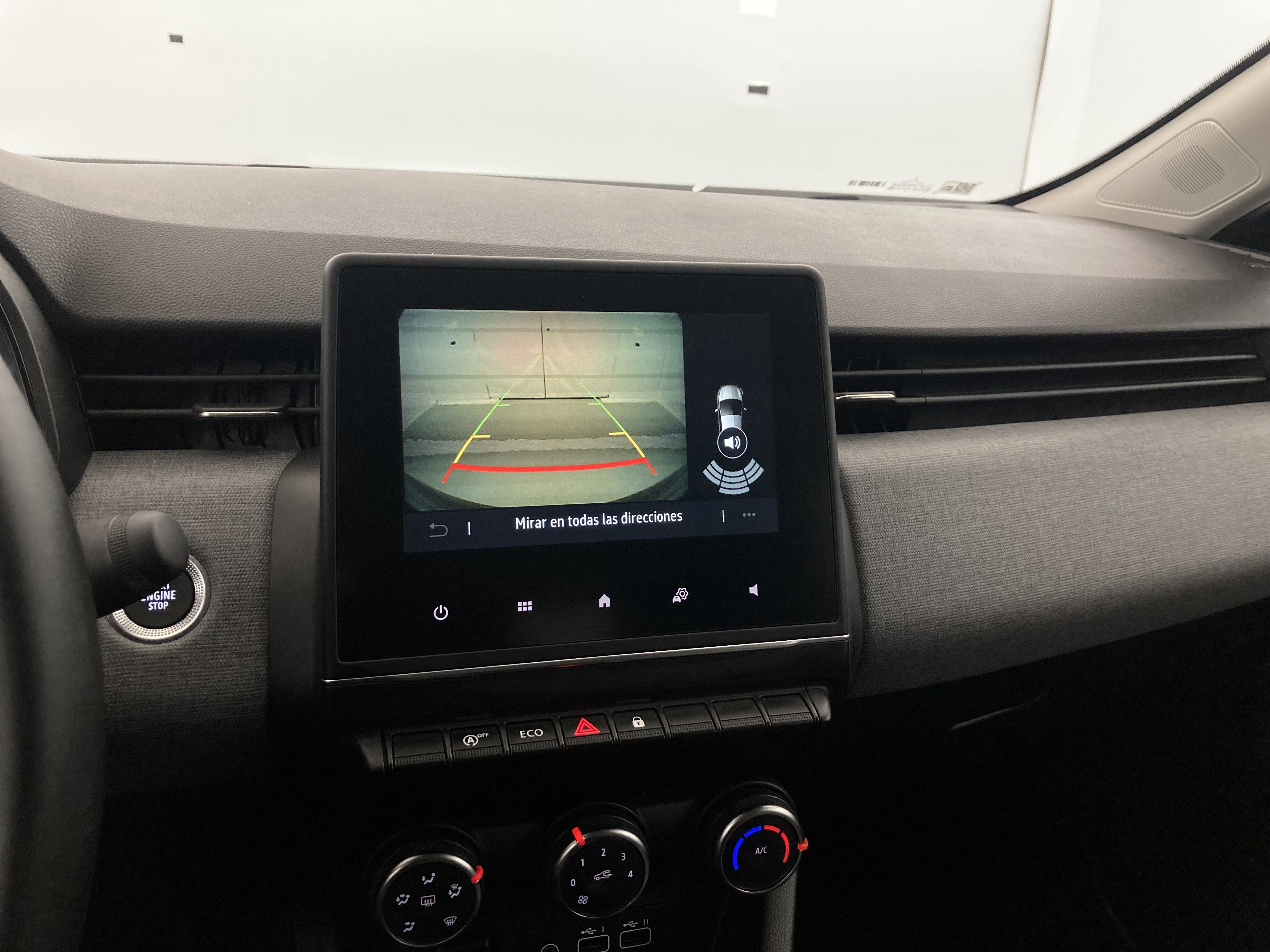 renault clio evolution 1.5 DCI 100 2025 negro brillante 17