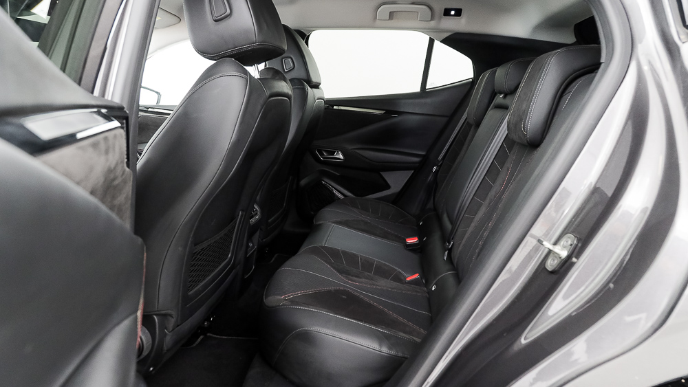 ds ds4 performance line + E-TENSE 225 CA 2023 gris platino 21