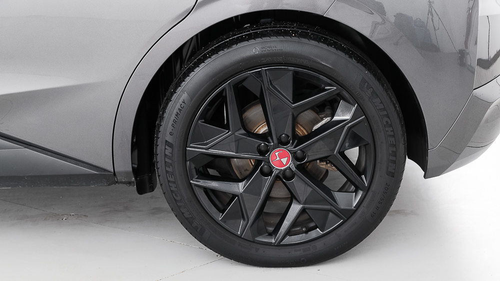 ds ds4 performance line + E-TENSE 225 CA 2023 gris platino 25