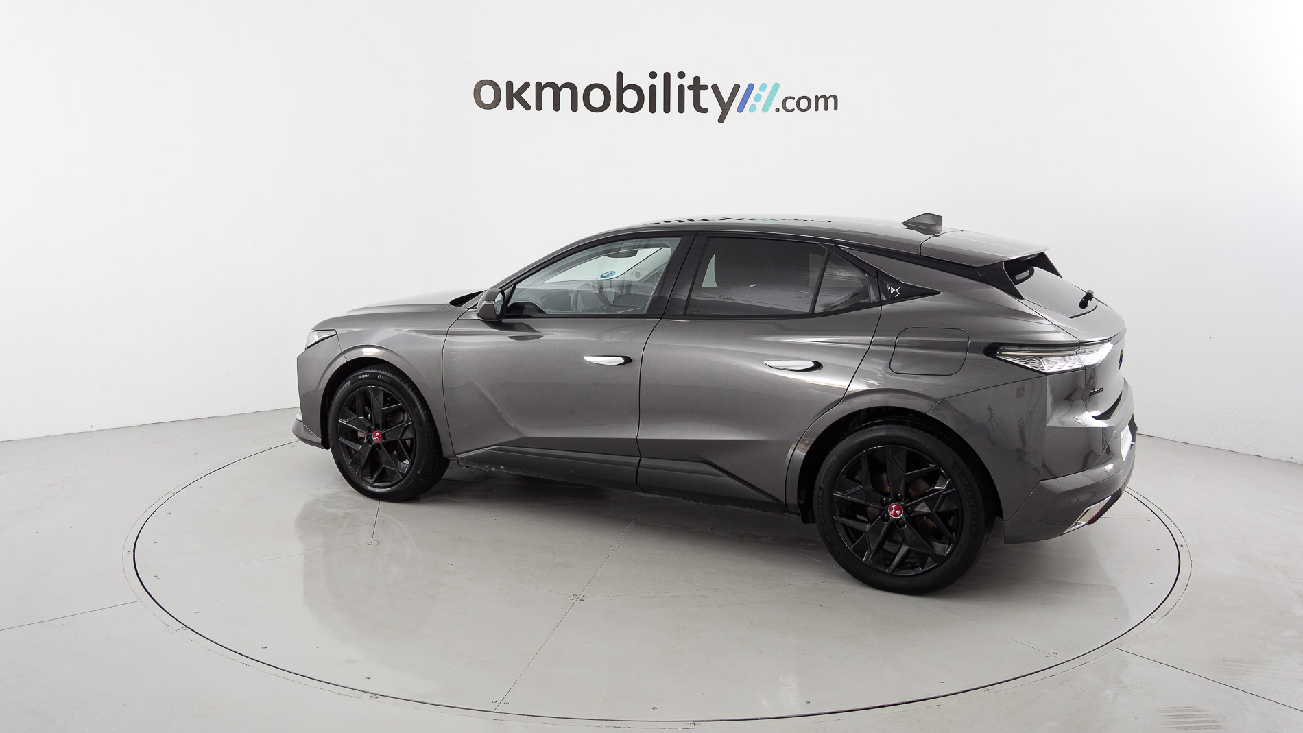 ds ds4 performance line + E-TENSE 225 CA 2023 gris platino 8