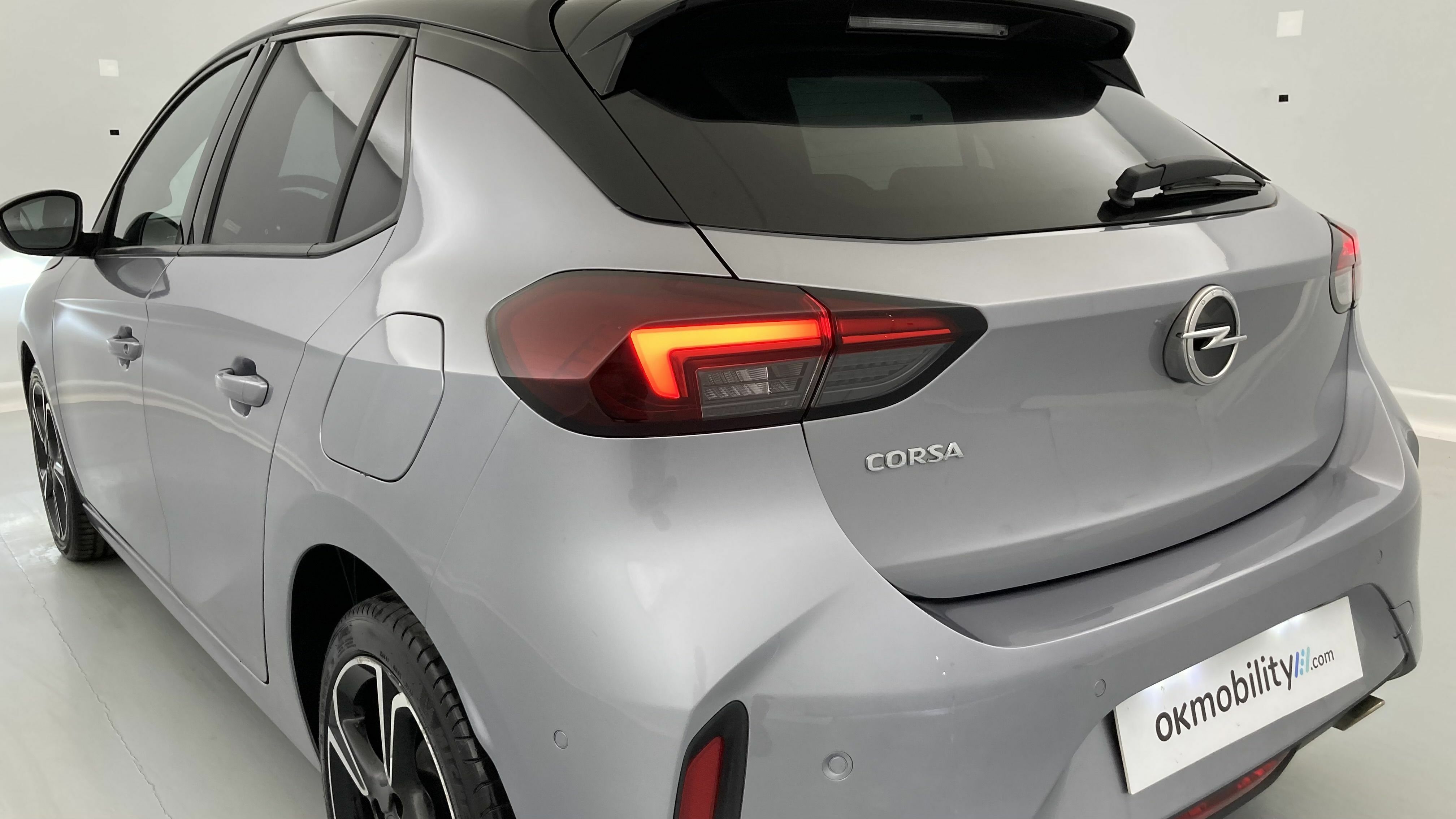 opel corsa gs 1.2T 100 2023 konstrast grey 29