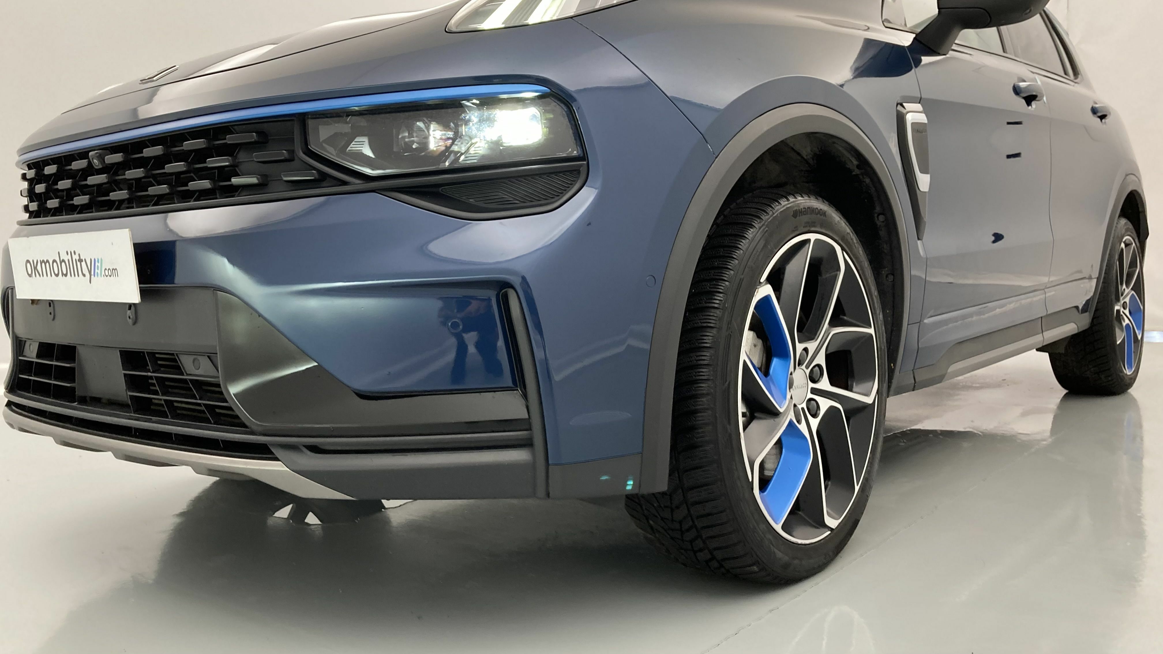 lynk&co 1 nv 1.5 PHEV 261 2022 blue 26