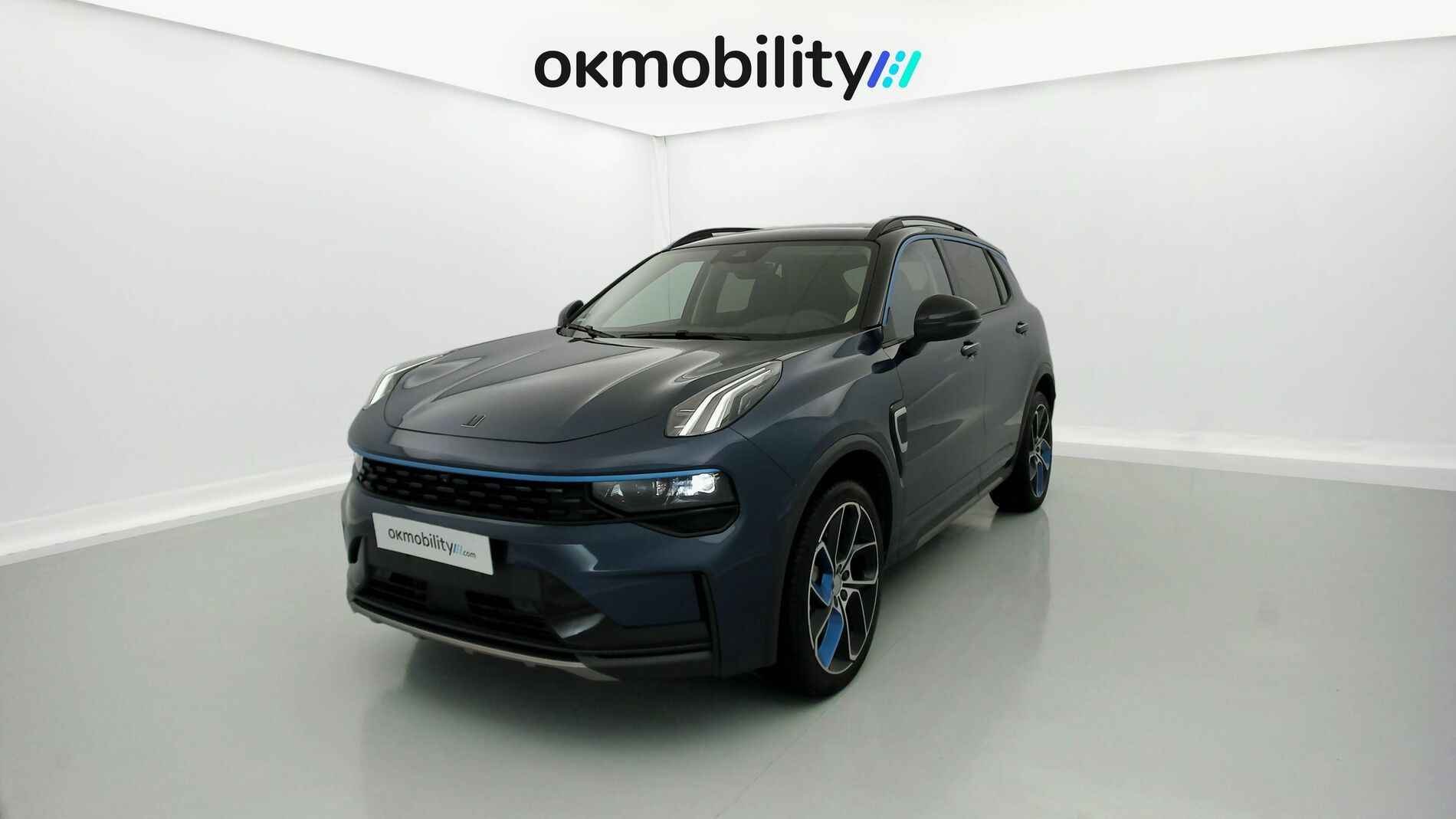 lynk&co 1 nv 1.5 PHEV 261 2022 blue 1