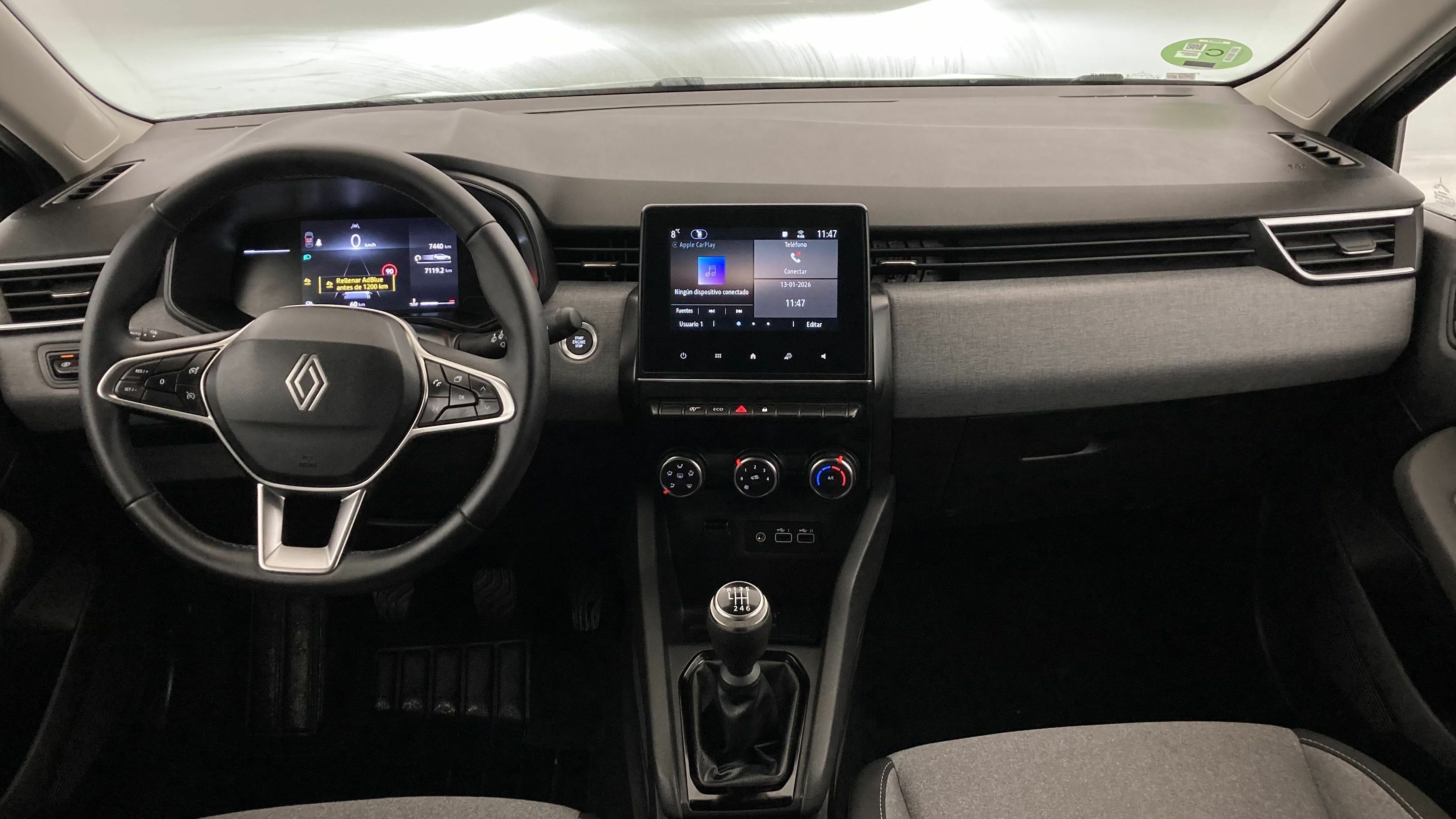 renault clio evolution 1.5 DCI 100 2025 negro brillante 15