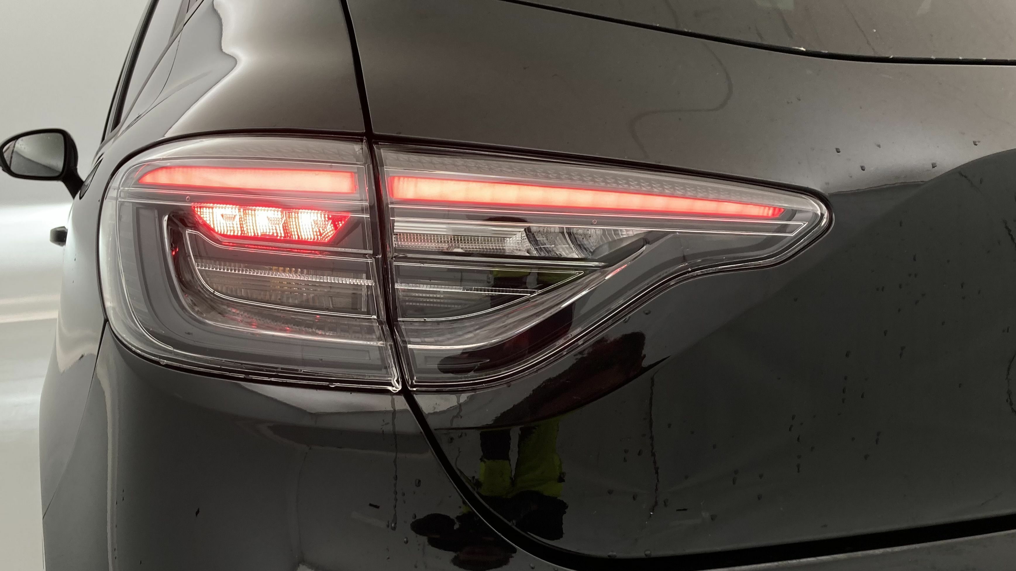 renault clio evolution 1.5 DCI 100 2025 negro brillante 29