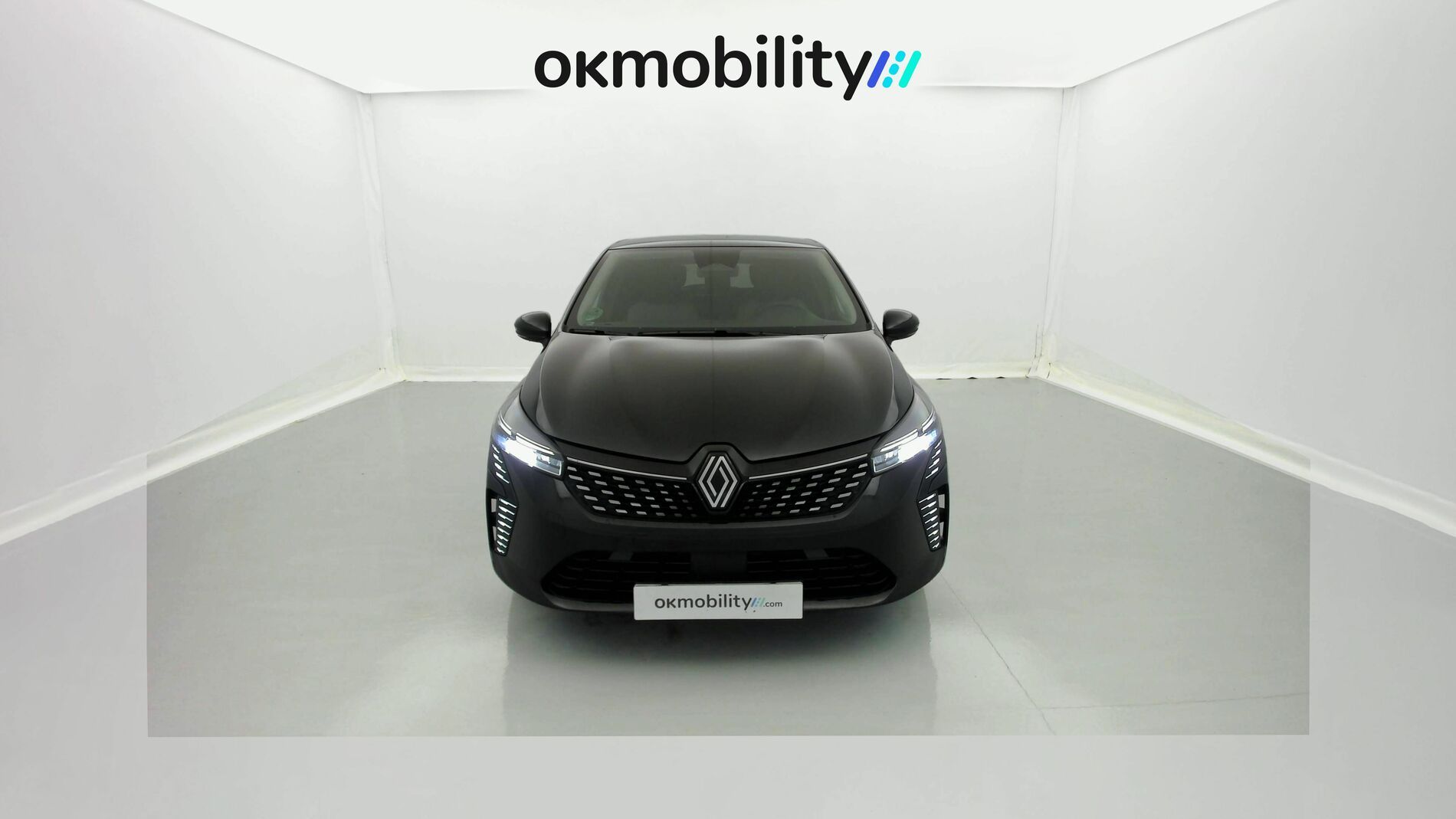 renault clio evolution 1.5 DCI 100 2025 negro brillante 3