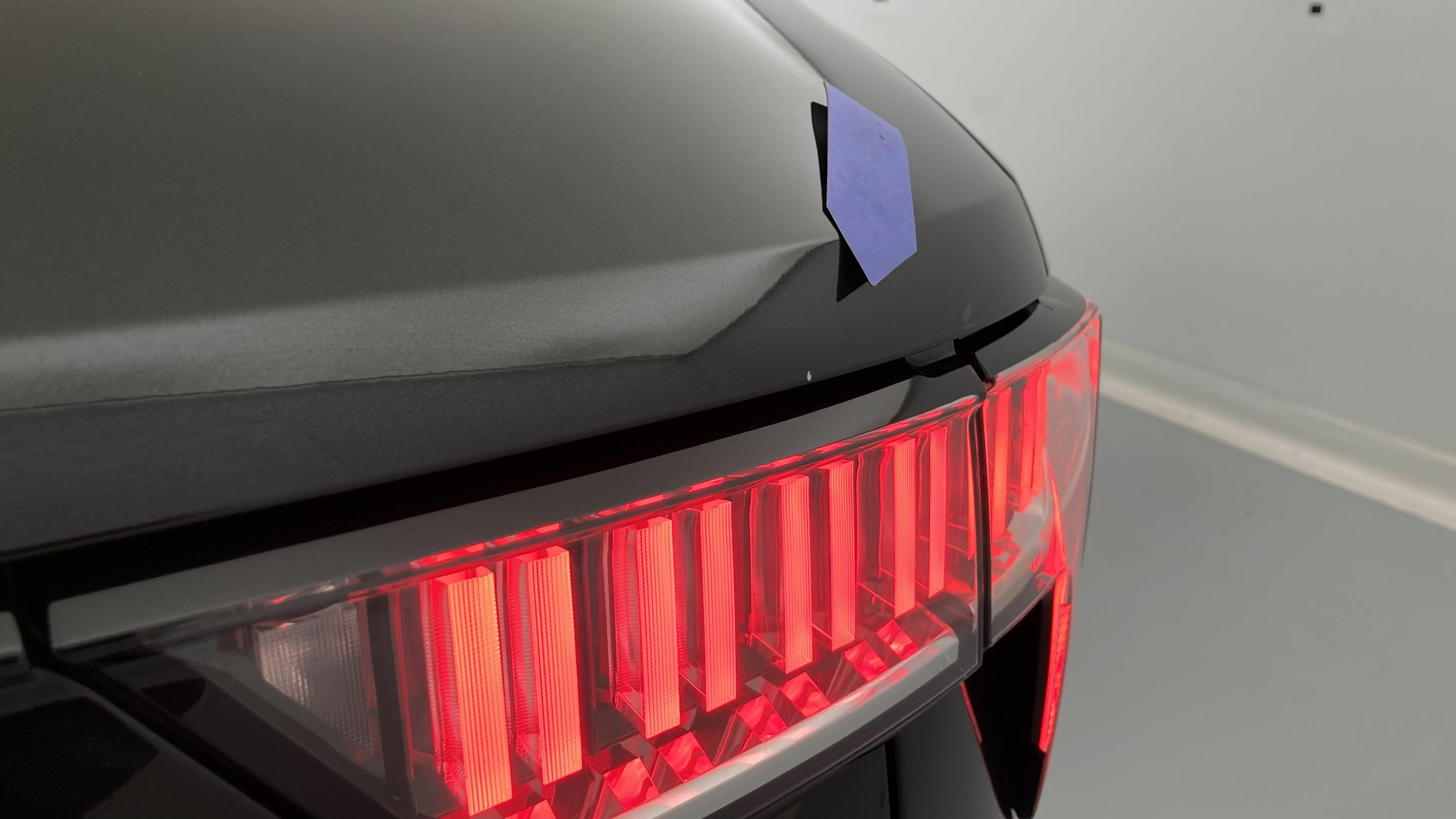 lynk&co 1 nv 1.5 PHEV 261 2022 black 35