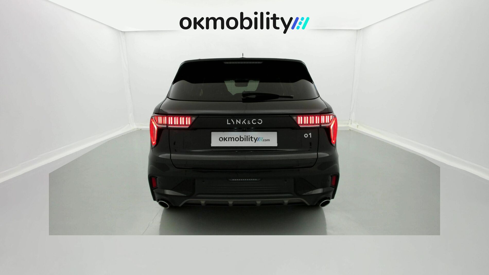 lynk&co 1 nv 1.5 PHEV 261 2022 black 9