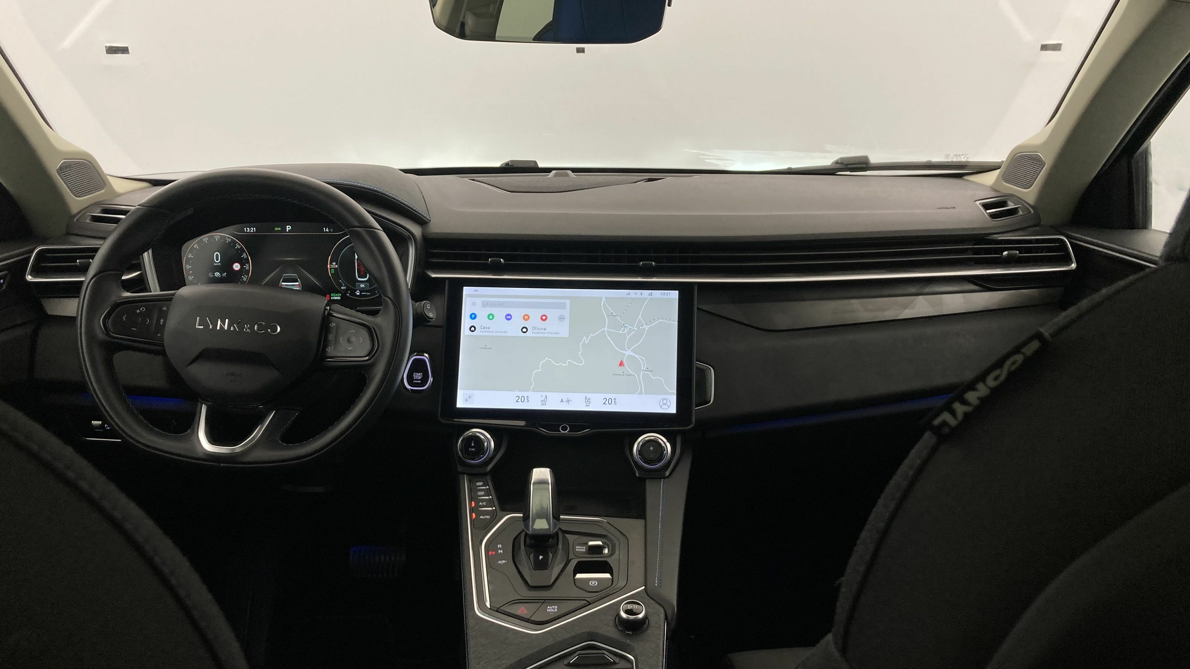 lynk&co 1 nv 1.5 PHEV 261 2022 blue 15