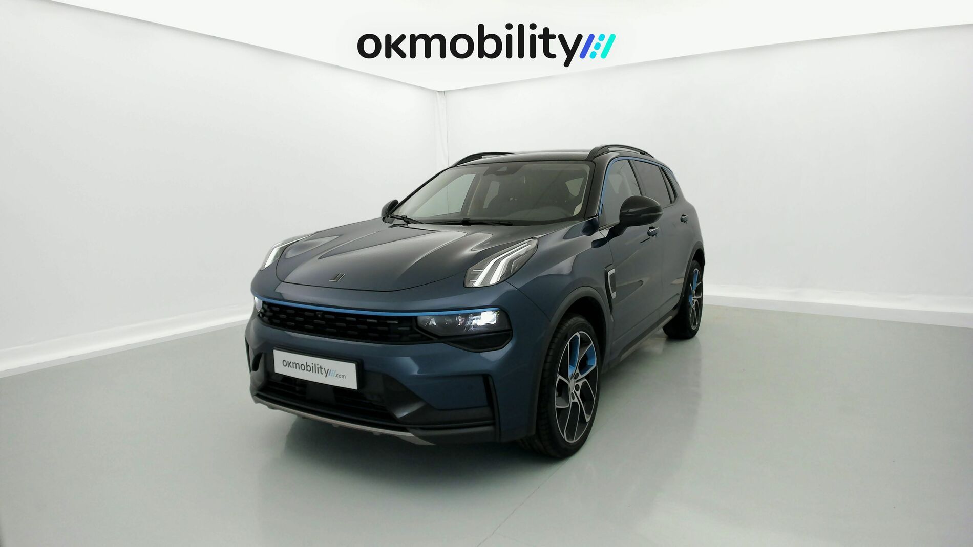 lynk&co 1 nv 1.5 PHEV 261 2022 blue 1