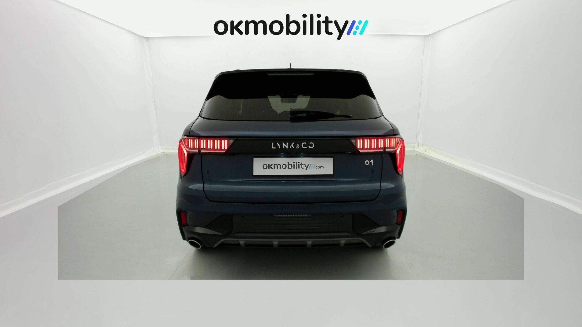 lynk&co 1 nv 1.5 PHEV 261 2022 blue 9