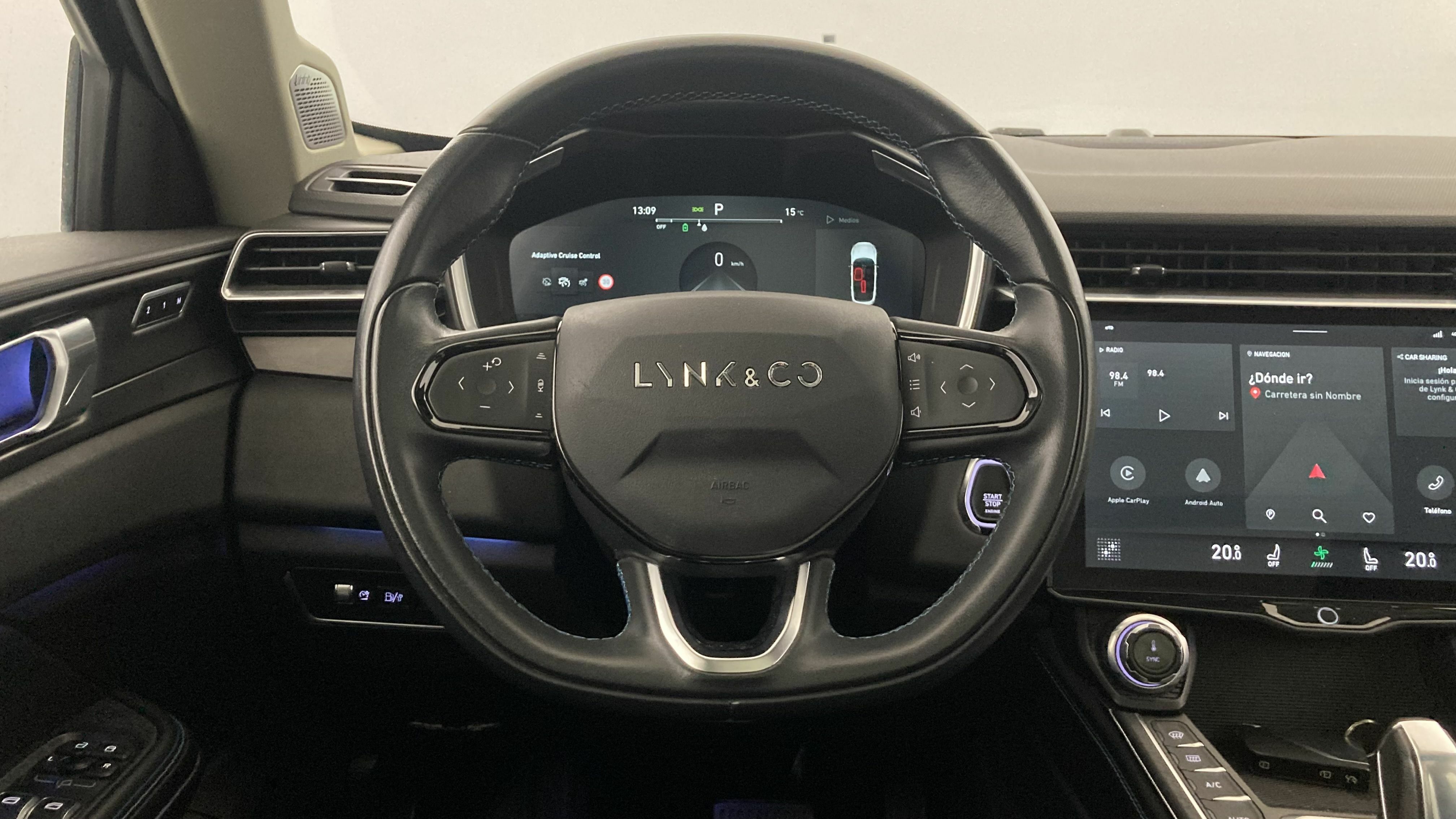 lynk&co 1 nv 1.5 PHEV 261 2022 black 17