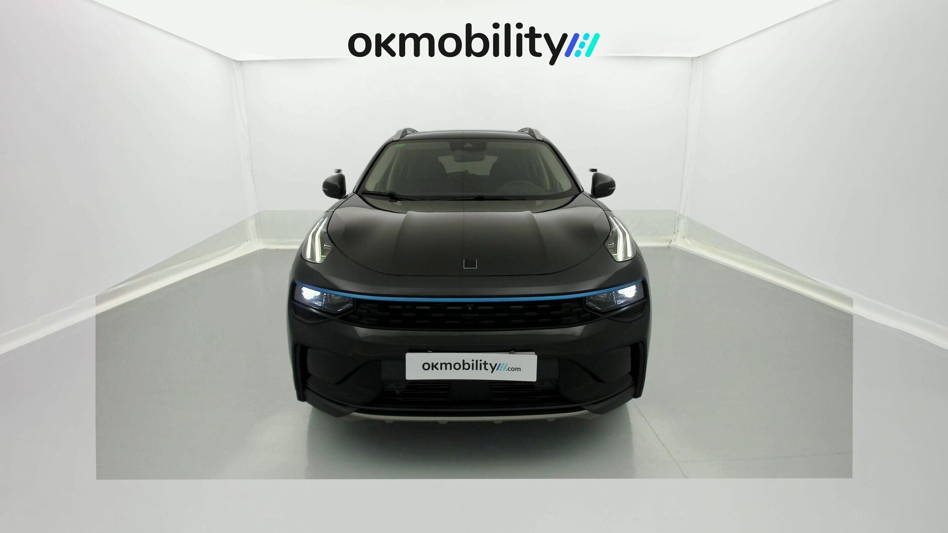 lynk&co 1 nv 1.5 PHEV 261 2022 black 4
