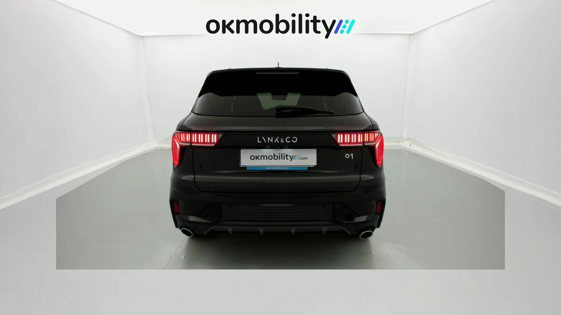 lynk&co 1 nv 1.5 PHEV 261 2022 black 10