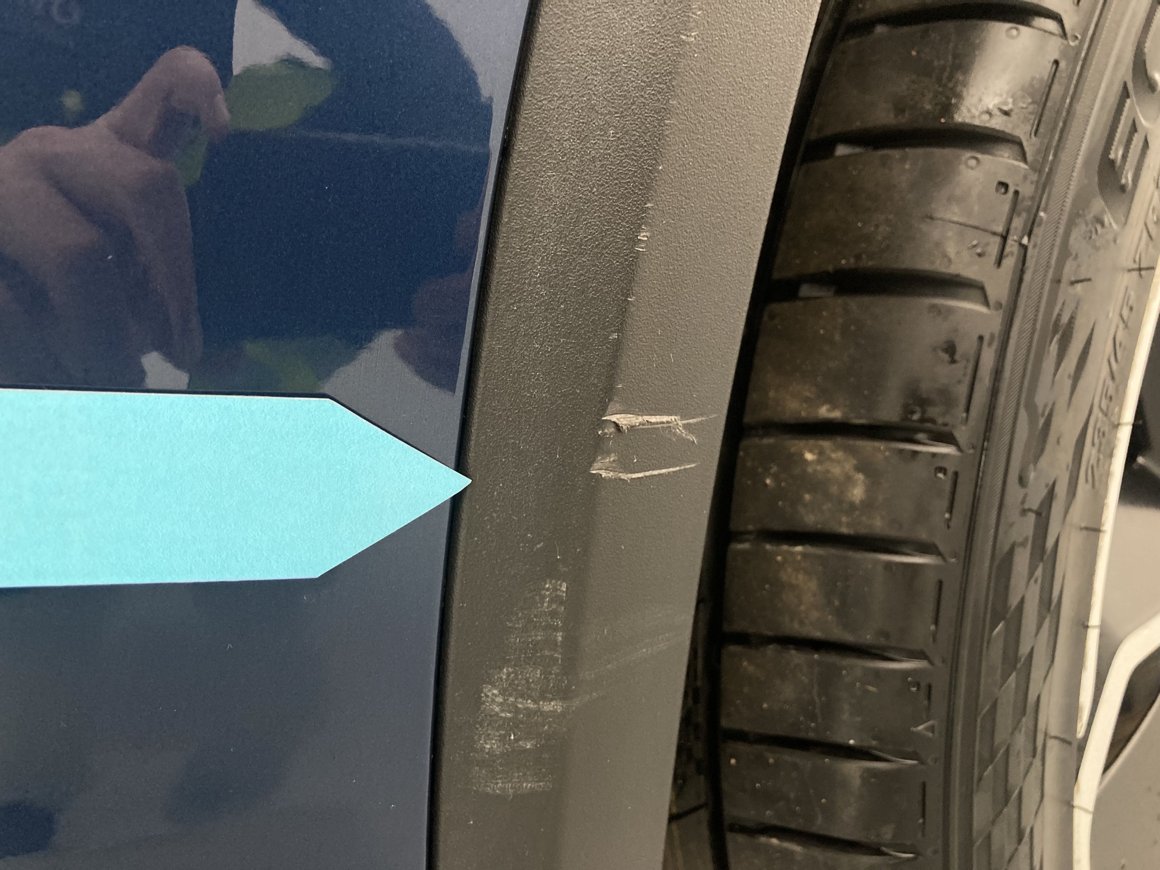 lynk&co 1 nv 1.5 PHEV 261 2022 blue 28