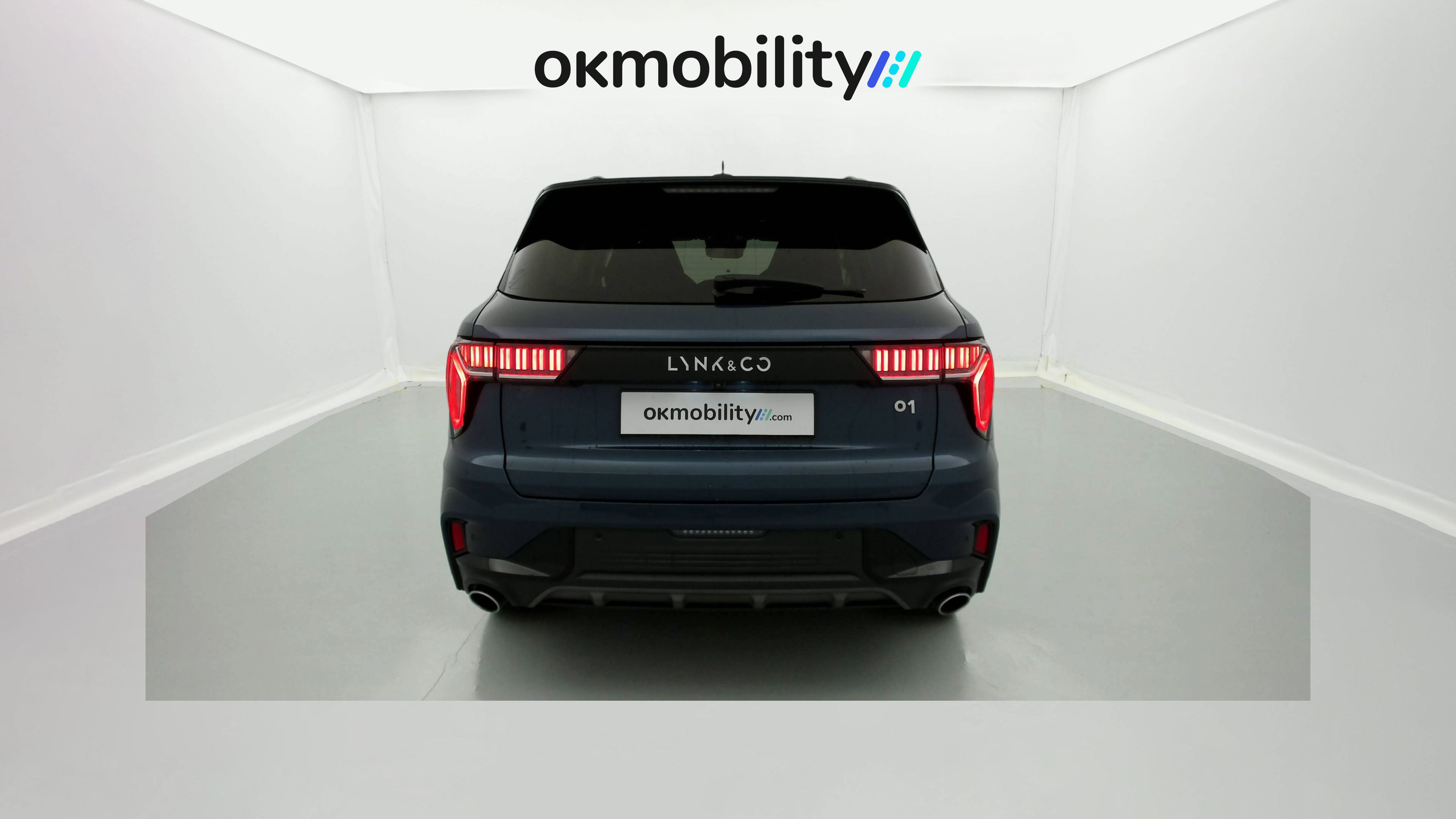 lynk&co 1 nv 1.5 PHEV 261 2022 blue 10