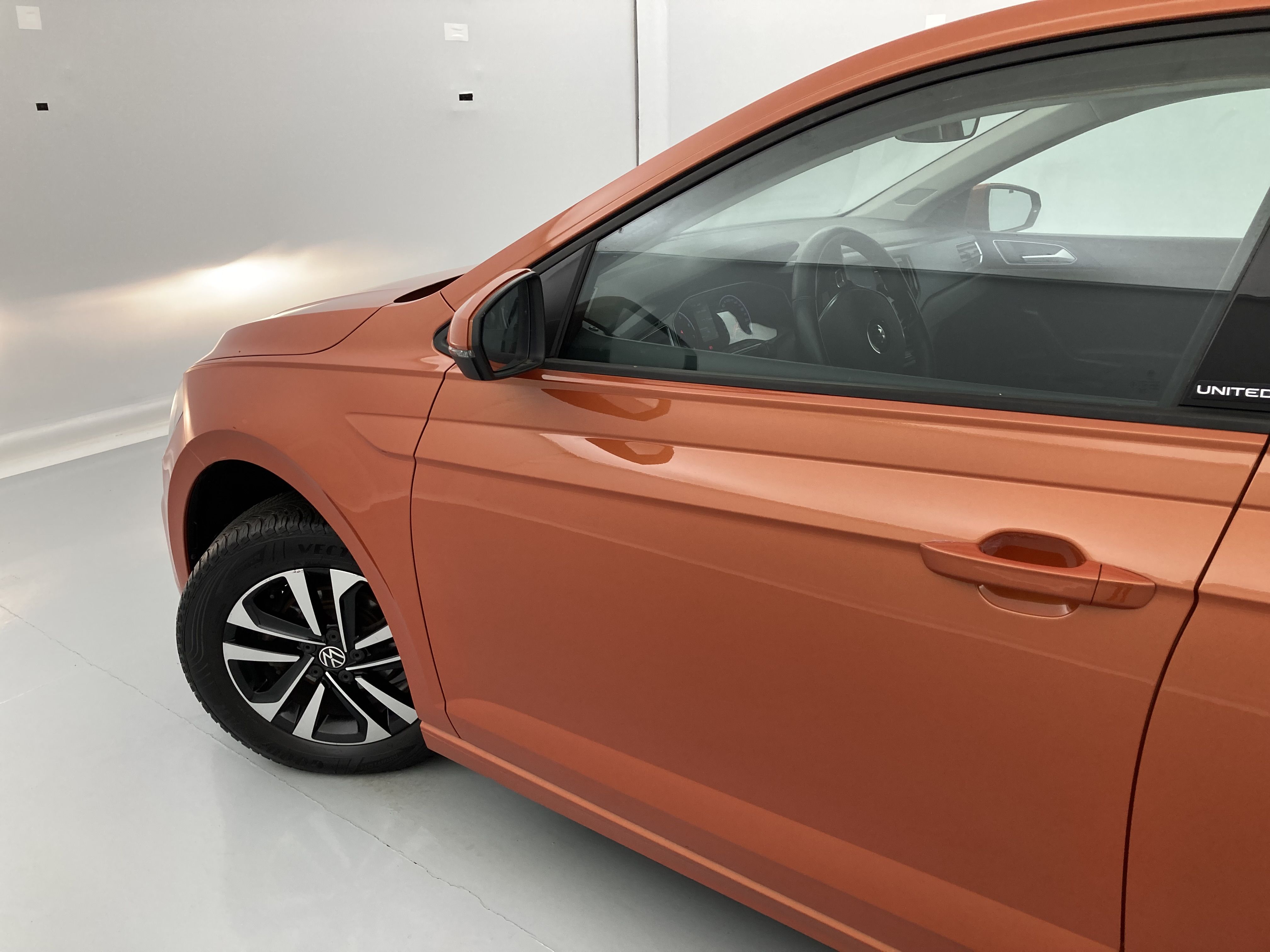 volkswagen polo united 1.0 TSI 95 2020 energetic orange metallic 30