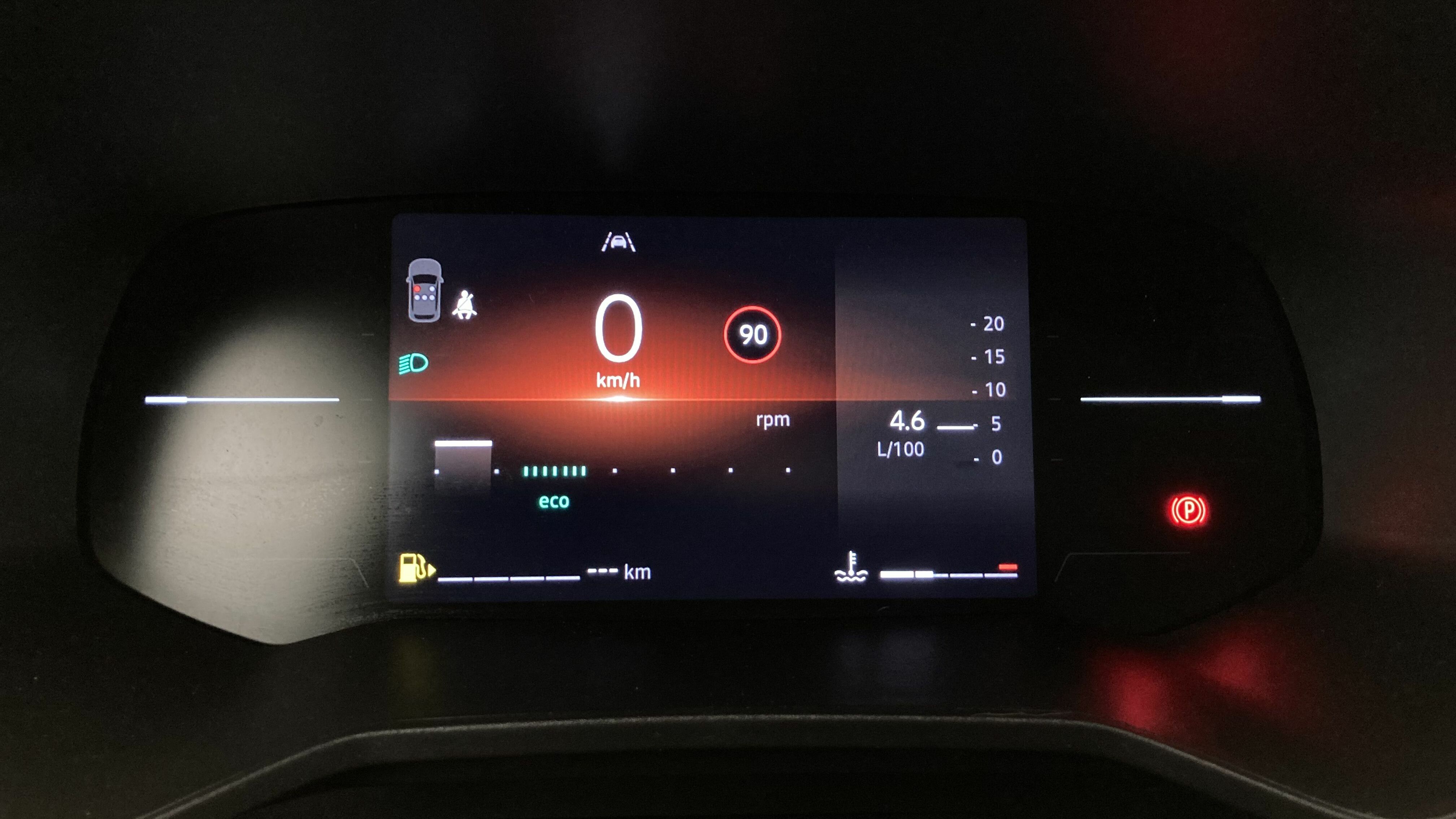 renault clio evolution 1.5 DCI 100 2025 negro brillante 17