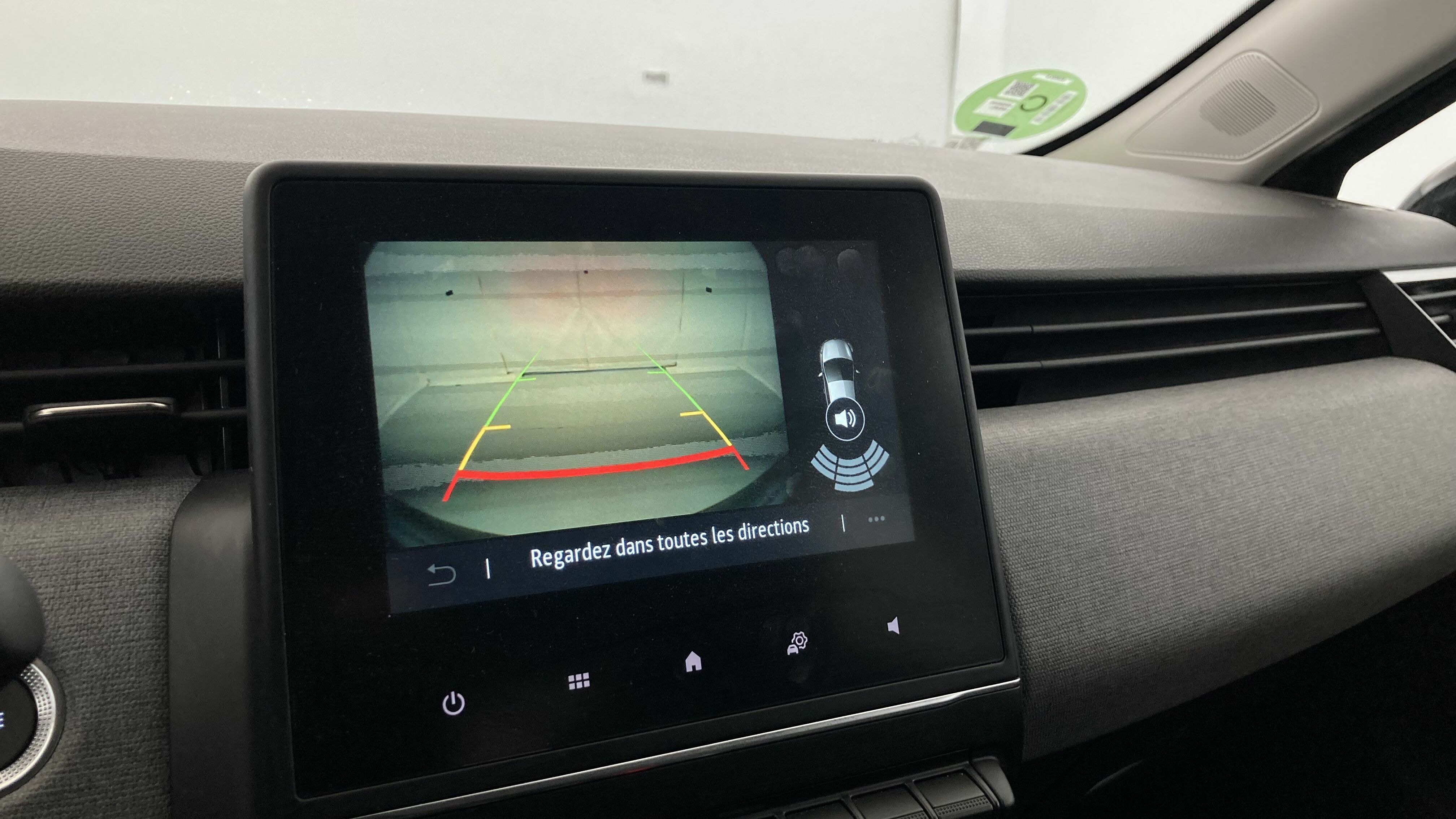 renault clio evolution 1.5 DCI 100 2025 negro brillante 18