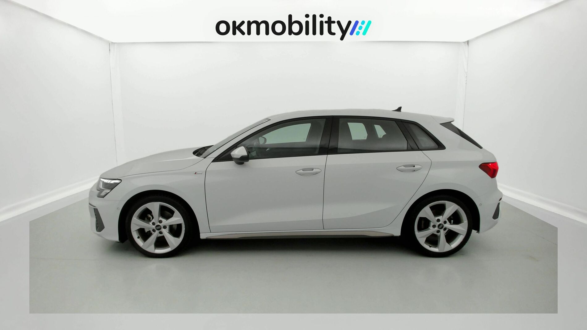 audi a3 sportback s line 35 TFSI 150 STRONIC 2024 gletscherweiss metallic 5