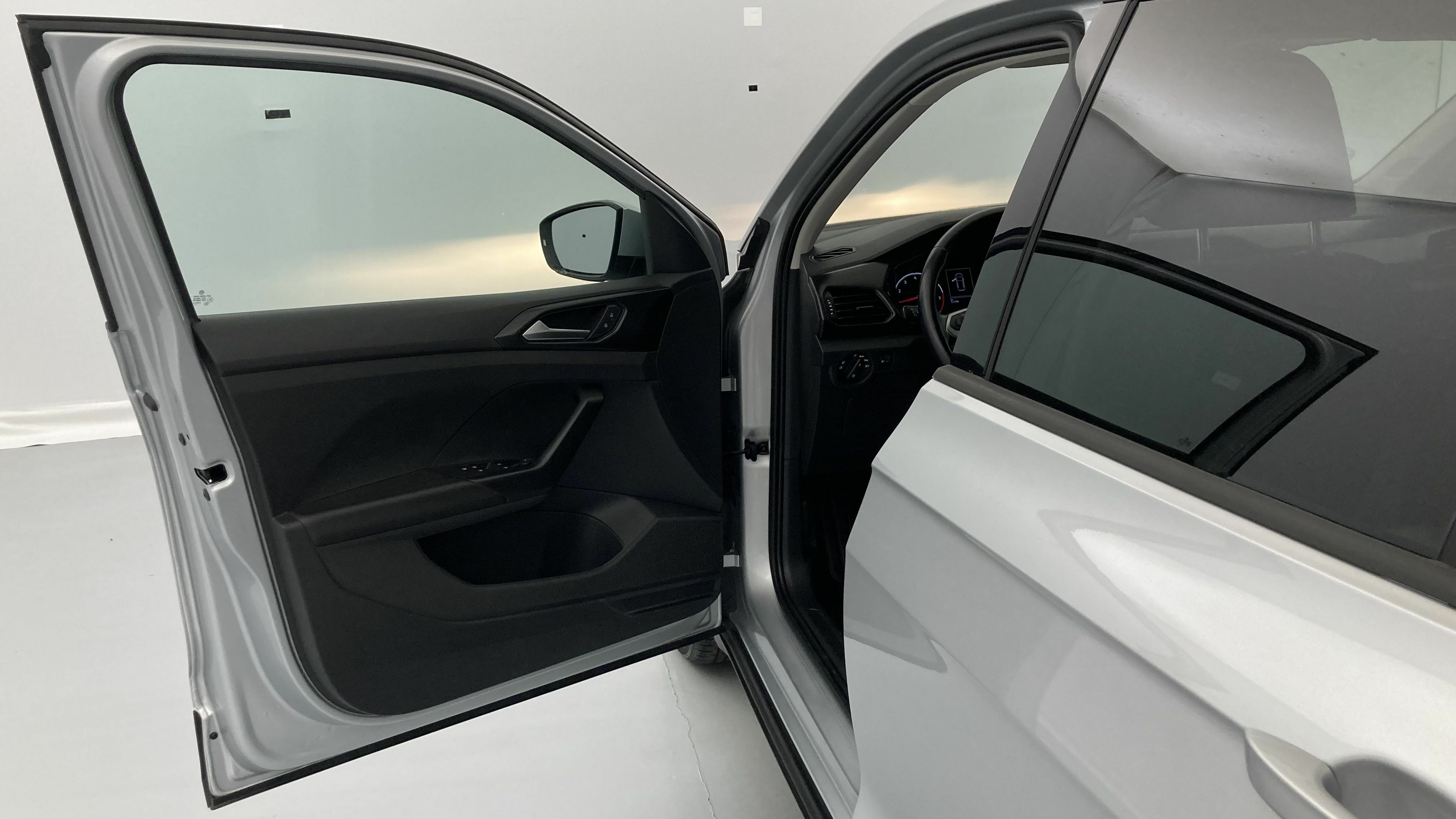 volkswagen t-cross advance 1.0 TSI 95 2022 plata reflex 1