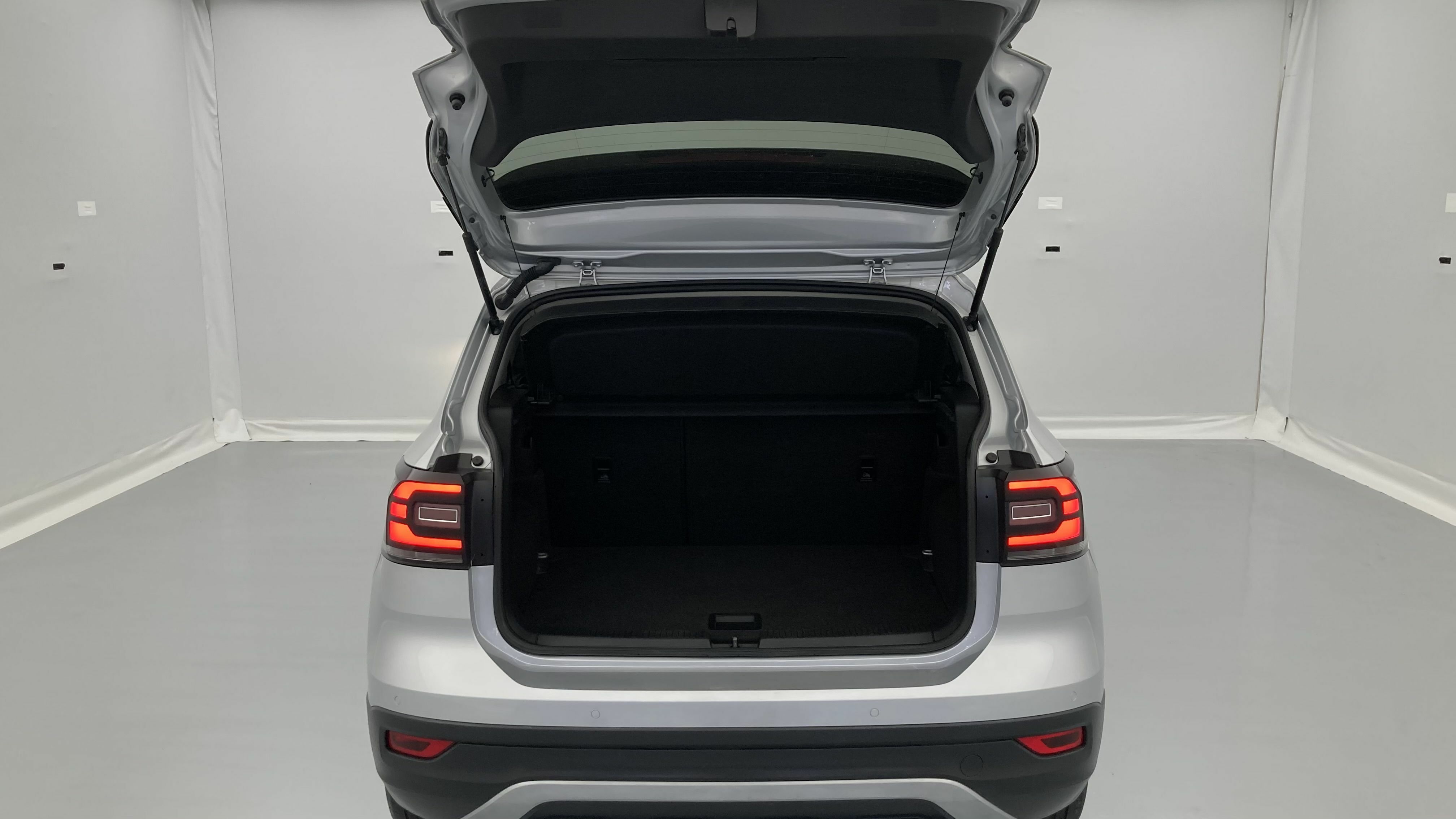 volkswagen t-cross advance 1.0 TSI 95 2022 plata reflex 13