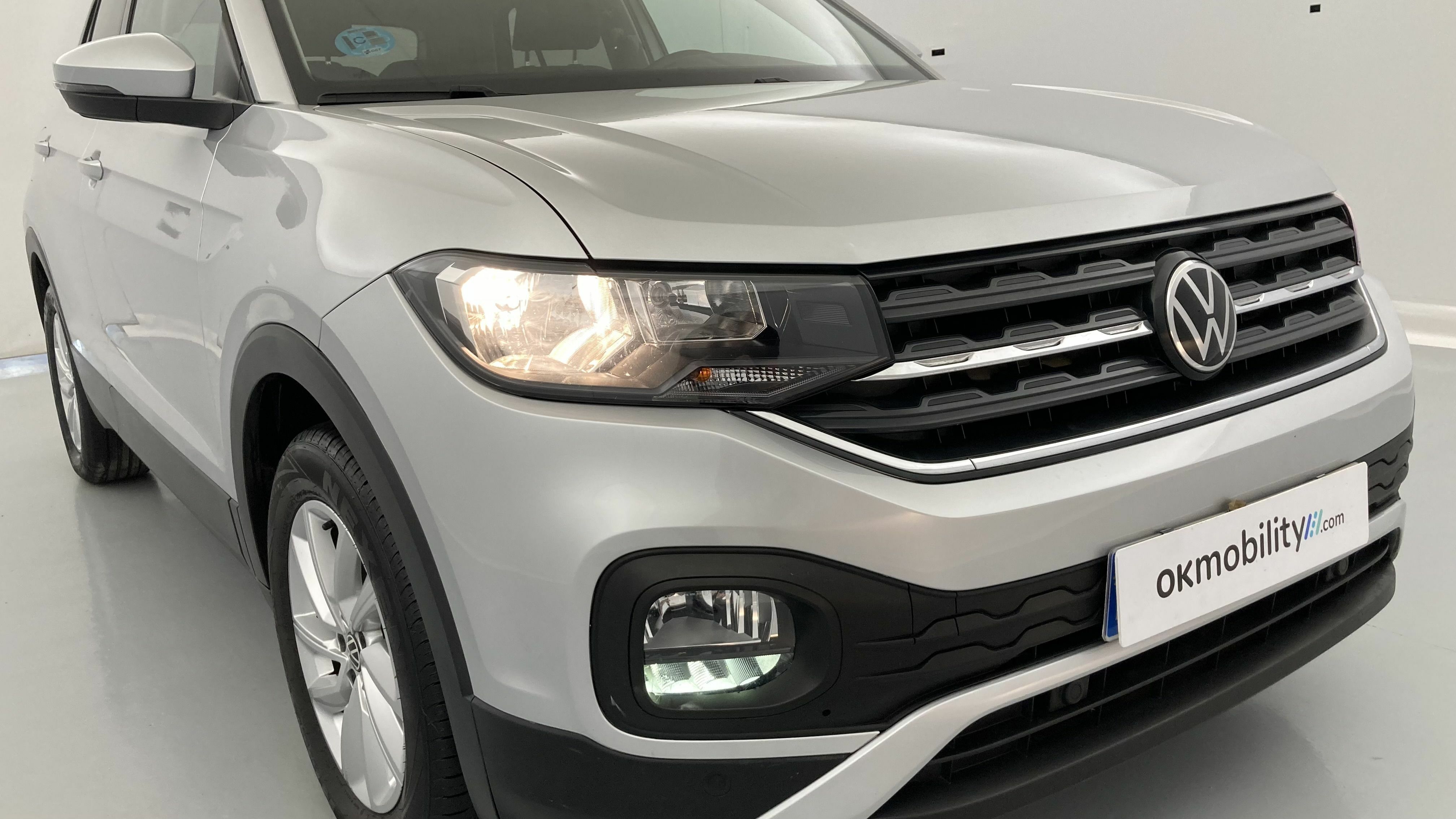 volkswagen t-cross advance 1.0 TSI 95 2022 plata reflex 18